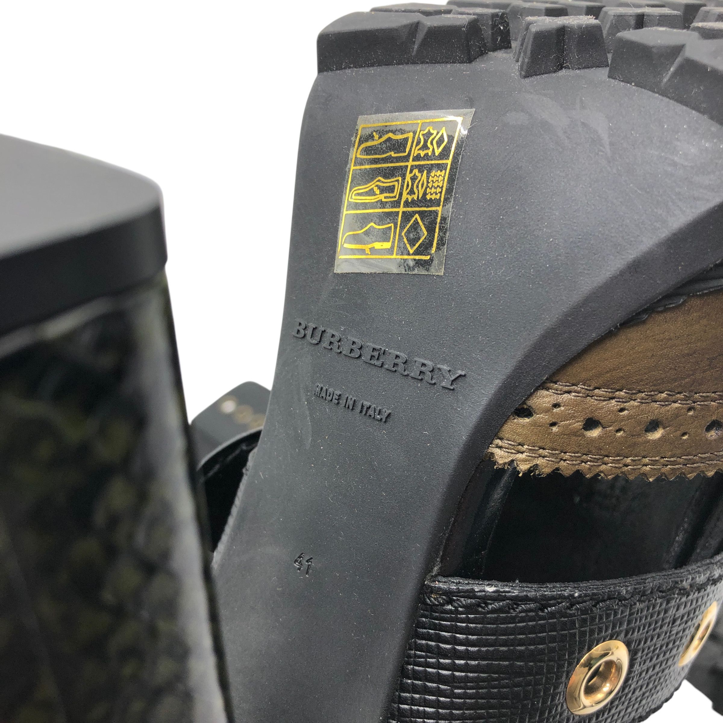 Burberry Burberry Black/Green Snakeskin Leather Heeled Ankle Boots Size US 11 / IT 41 - 12 Thumbnail