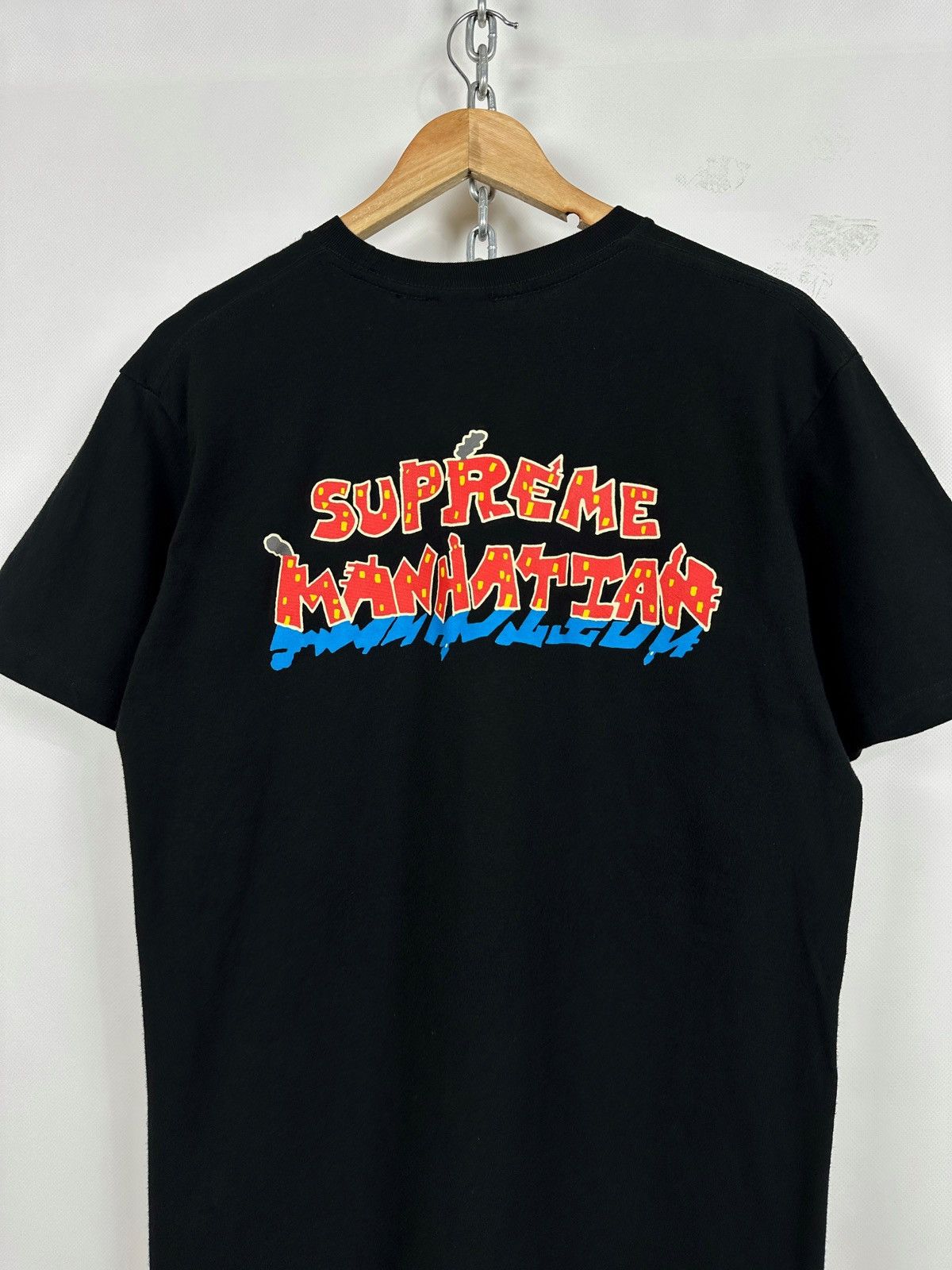 Supreme Supreme Manhattan Black T-Shirt Size US M / EU 48-50 / 2 - 13 Thumbnail