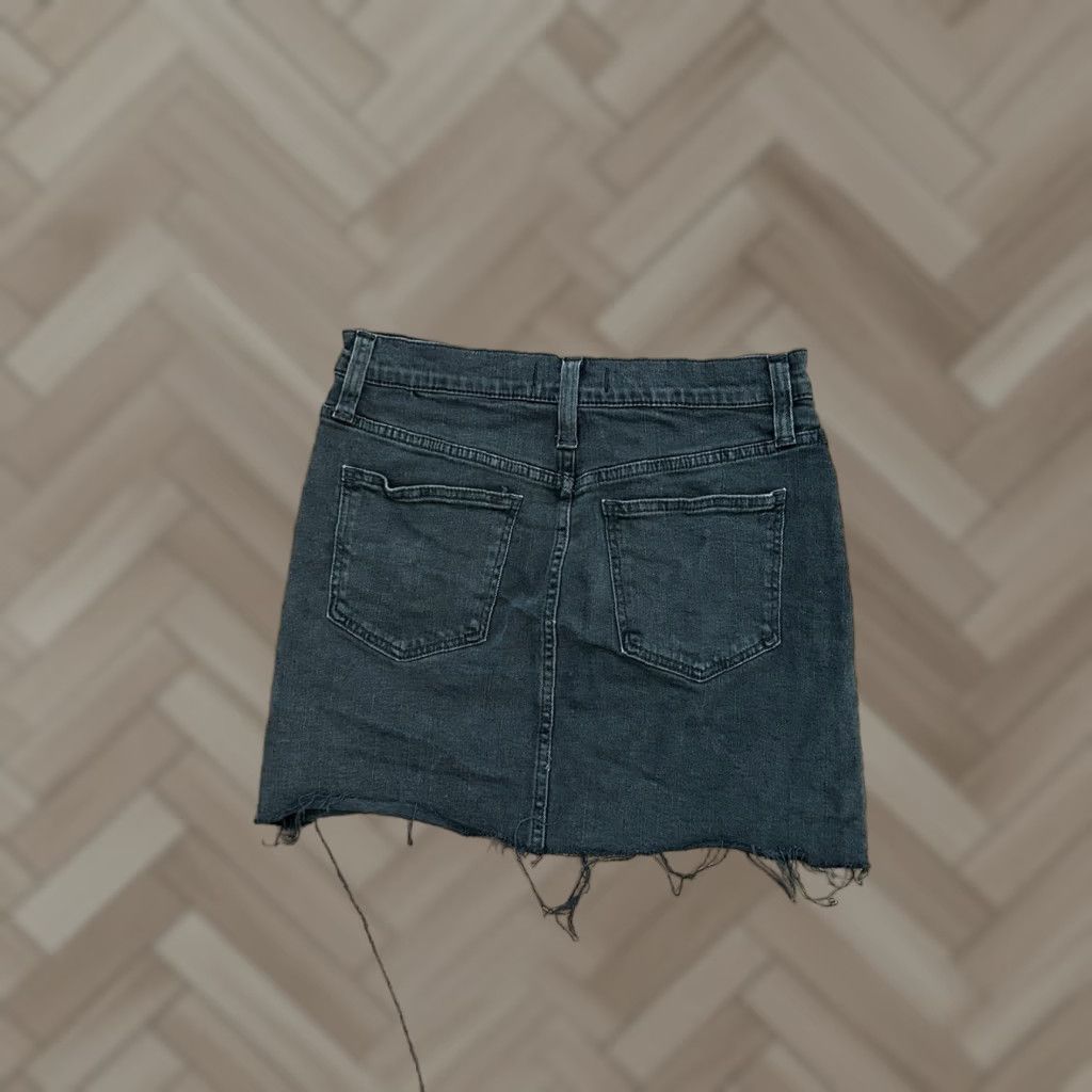 Madewell Madewell Women's Stretch Denim Straight Mini Skirt Size 27 Black Wash Size 27" / US 4 / IT 40 - 1 Thumbnail