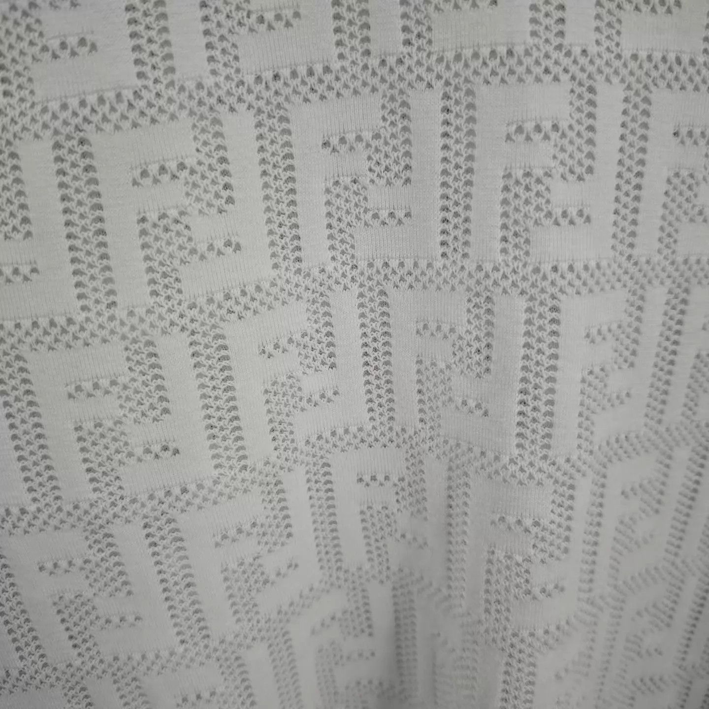 Fendi FENDI White Logo Short Sleeve Knit Size XS / US 0-2 / IT 36-38 - 2 Thumbnail
