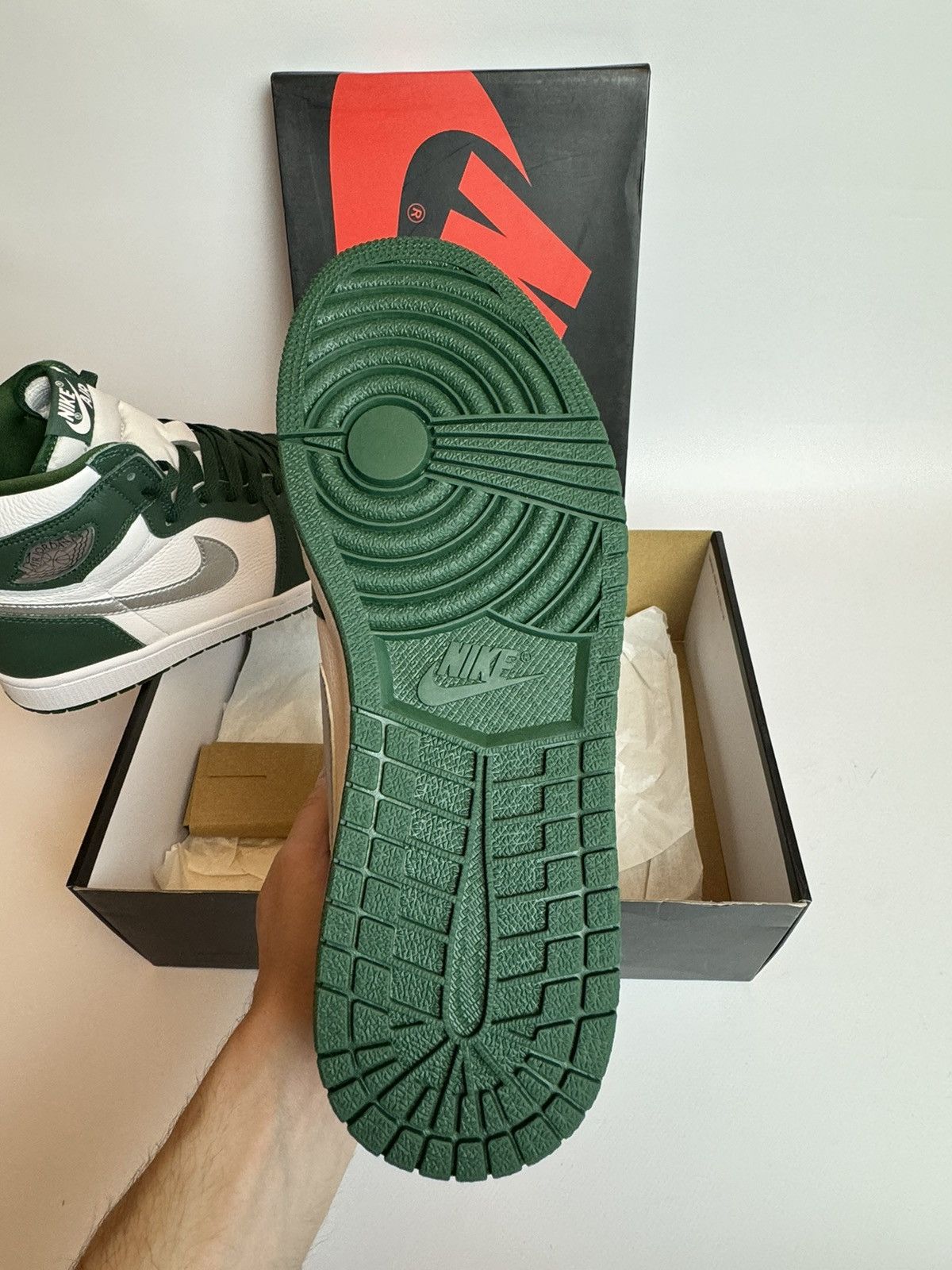 Jordan Brand × Nike New Original Nike Air Jordan 1 Retro High Og DZ5485 303 Size US 9 / EU 42 - 5 Thumbnail