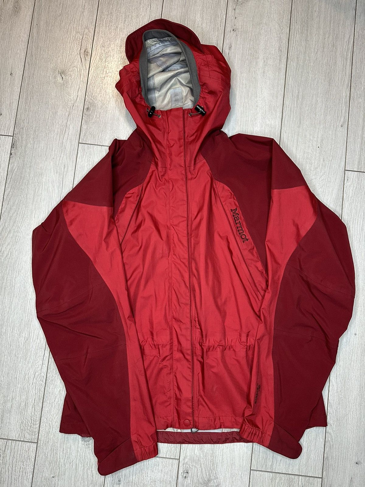Marmot Marmot Light zip red jacket Size US L / EU 52-54 / 3 - 1 Thumbnail