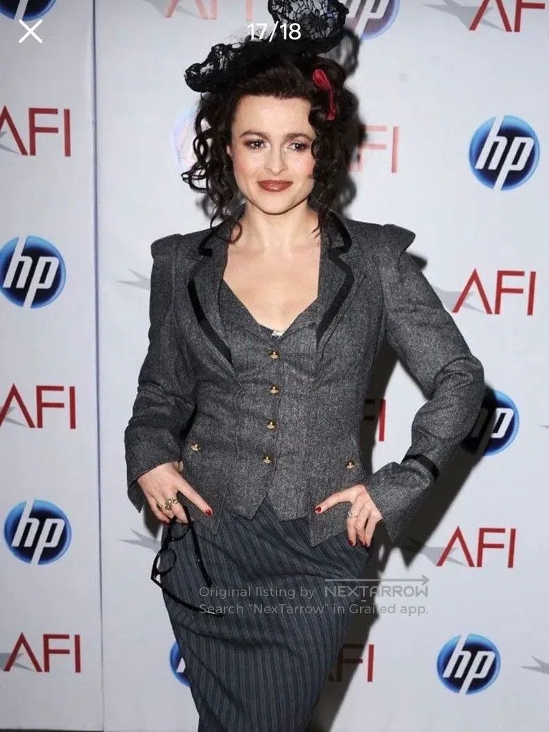 Vivienne Westwood Vivienne Westwood Fake two-piece blazer, black, enamel but Size S / US 4 / IT 40 - 9 Thumbnail