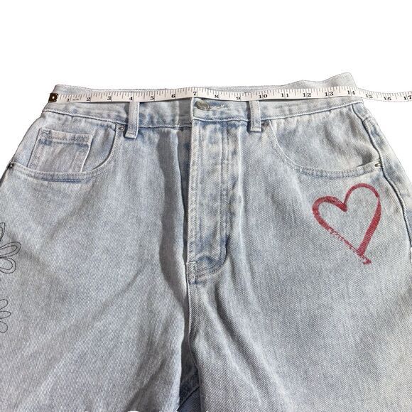 Pacsun Pacsun Women 90S Girlfriend Button Fly Denim Short 26 Size 26" / US 2 / IT 38 - 14 Thumbnail