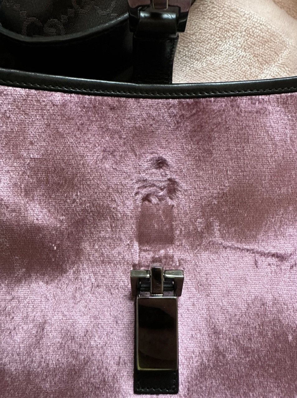 Gucci GUCCI - Vintage Pink Velvet Black Leather Trim Jackie Hobo Size ONE SIZE - 7 Thumbnail