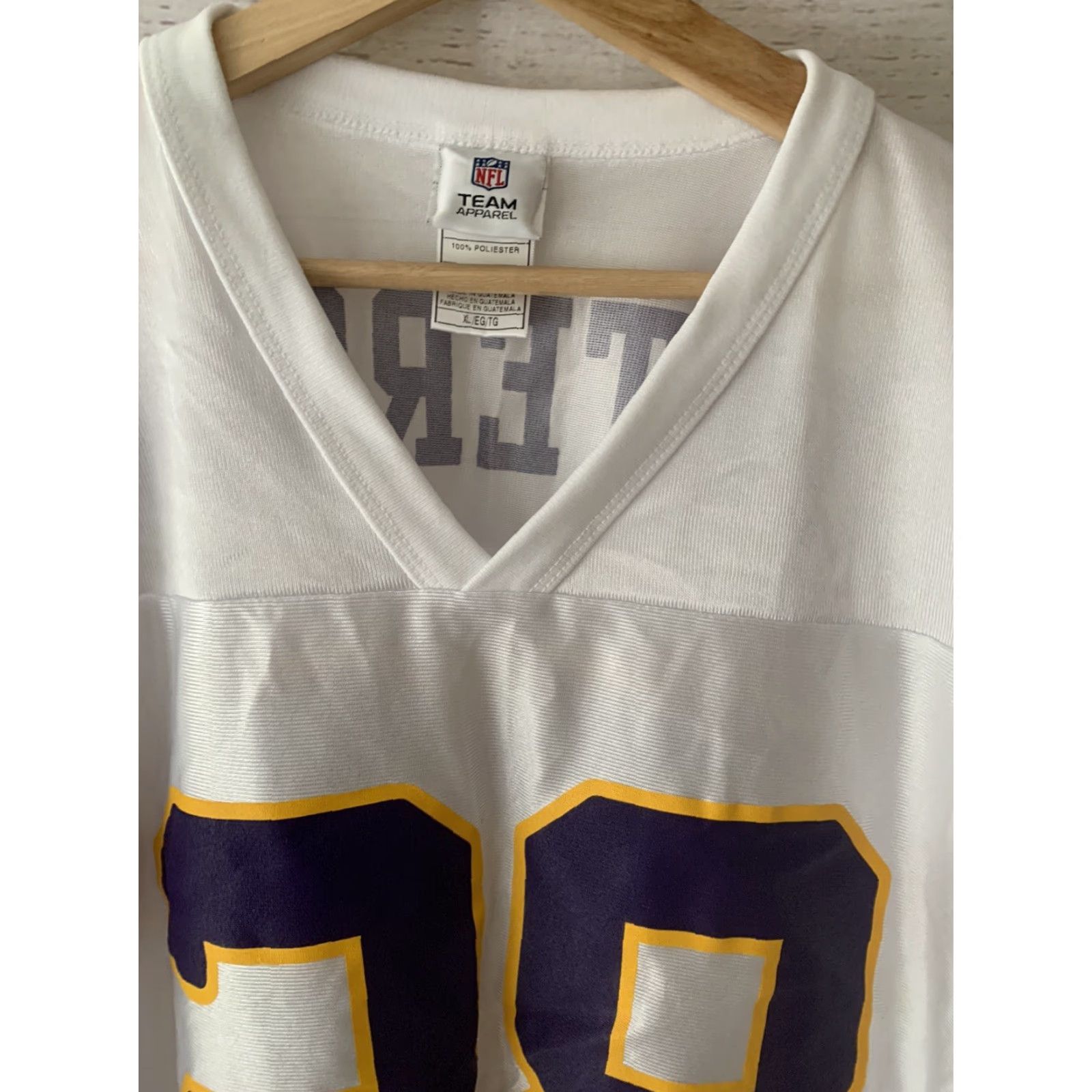 NFL NFL Team Apparel Minnesota Vikings #28 Adrian Peterson White Jersey Men's Size M Size US M / EU 48-50 / 2 - 7 Thumbnail