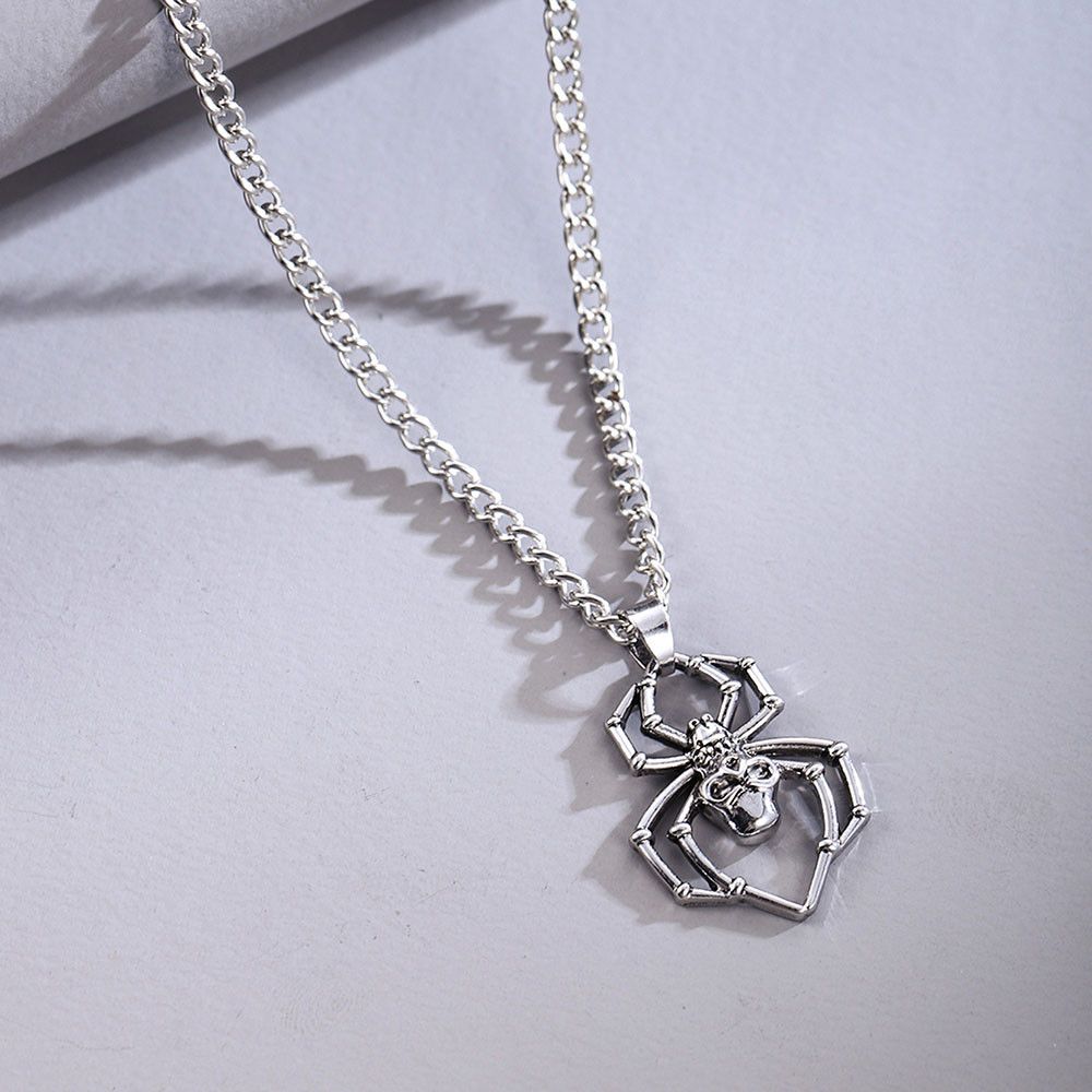 Jewelry Skull Spider Pendant Chain Necklace Size ONE SIZE - 3 Thumbnail