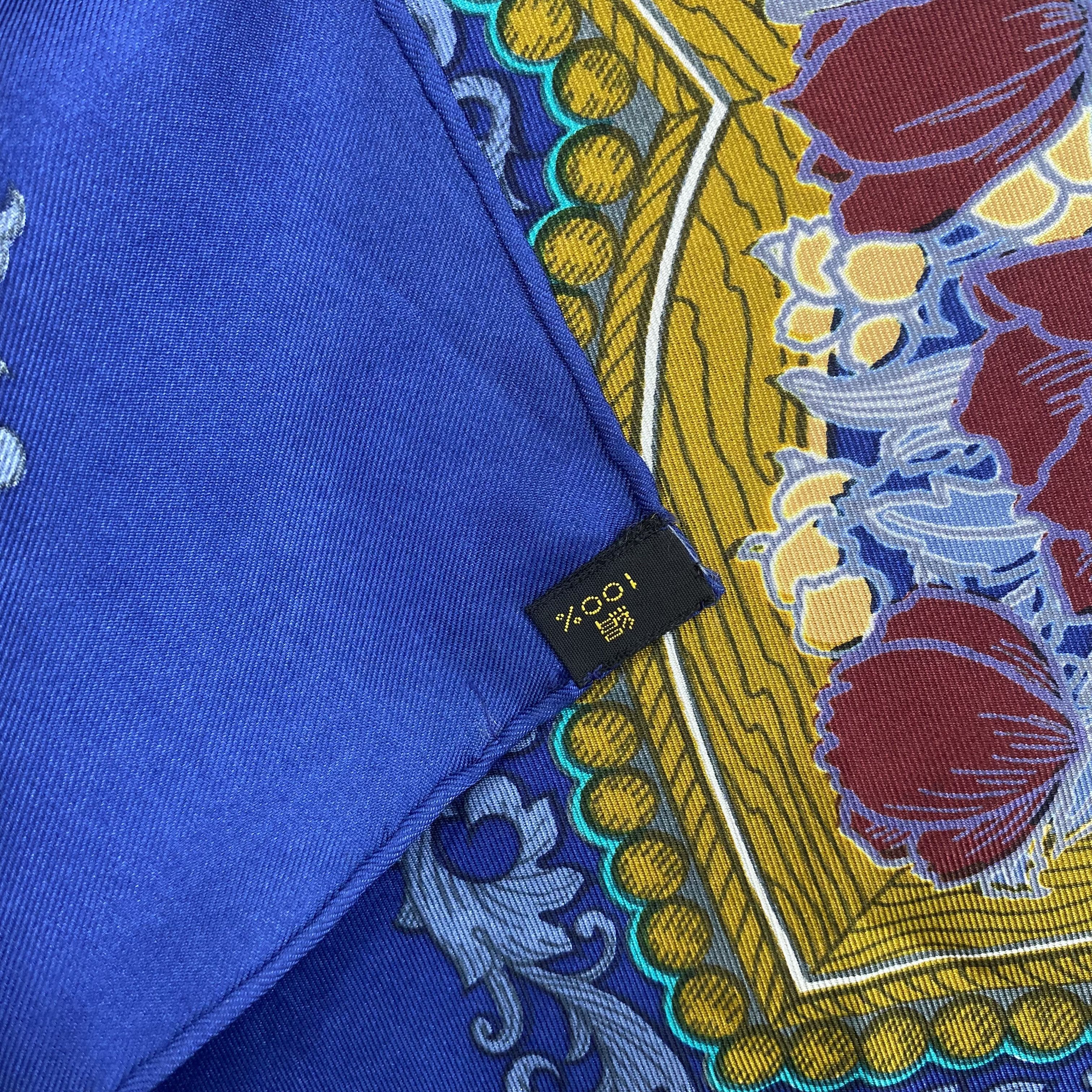 Japanese Brand Vintage Geometric Floral SILK Scarf Twill Wraps Scarves Size ONE SIZE - 9 Thumbnail