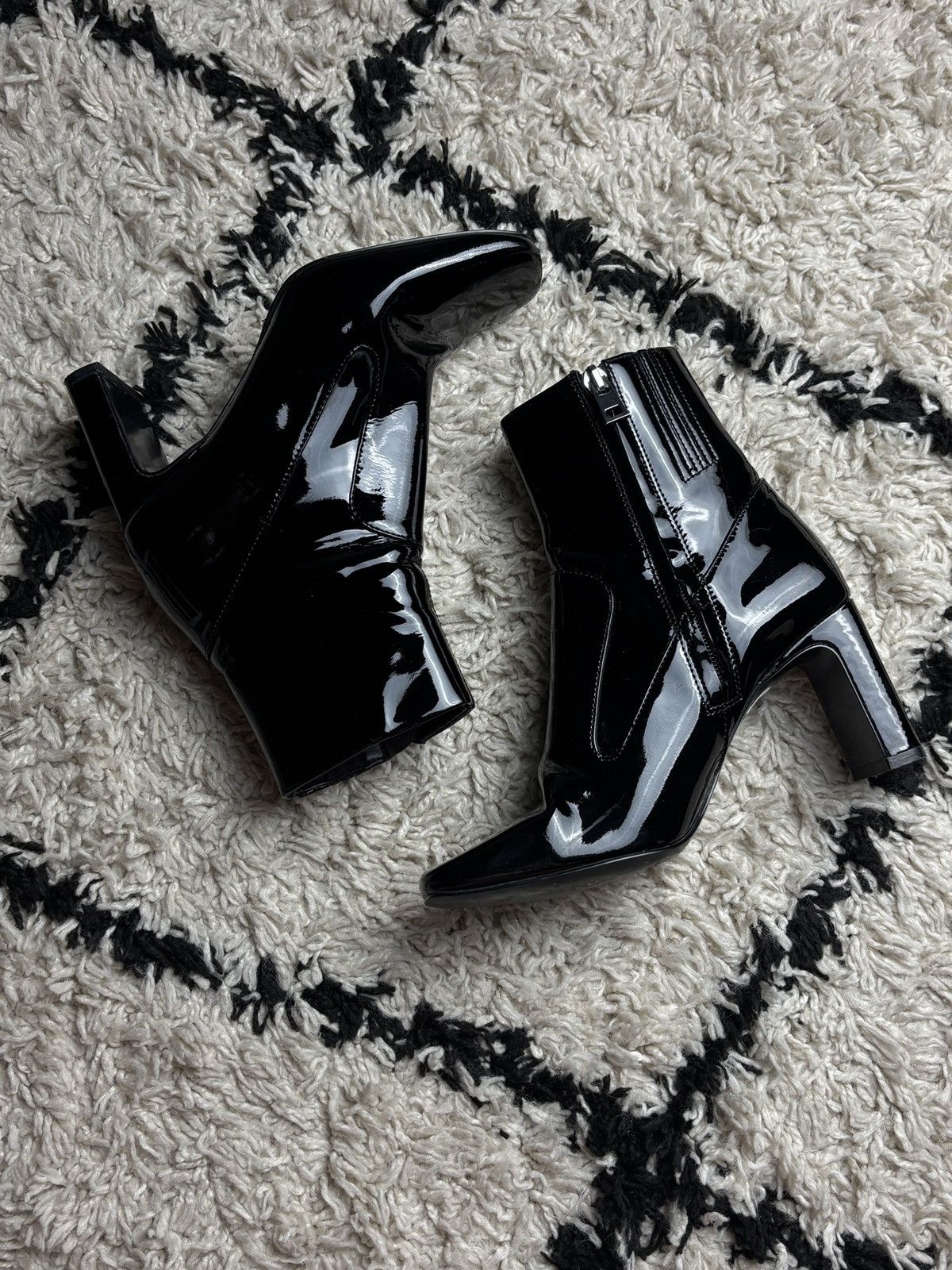 Diesel Diesel D-Millenia Patent Leather Ankle Avant Garde Zip Boots Size US 5 / IT 35 - 2 Thumbnail