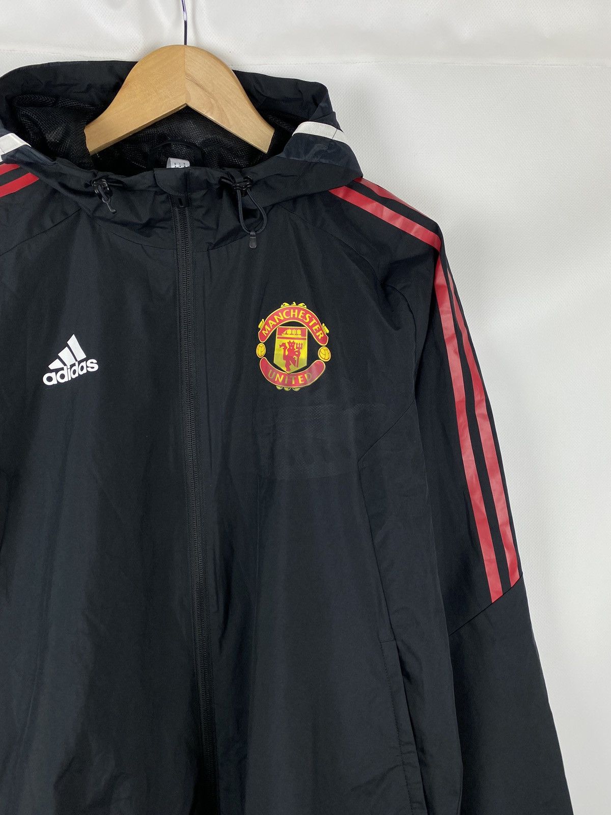 Adidas Adidas Manchester United men’s windbreaker jacket size M Size US M / EU 48-50 / 2 - 3 Thumbnail