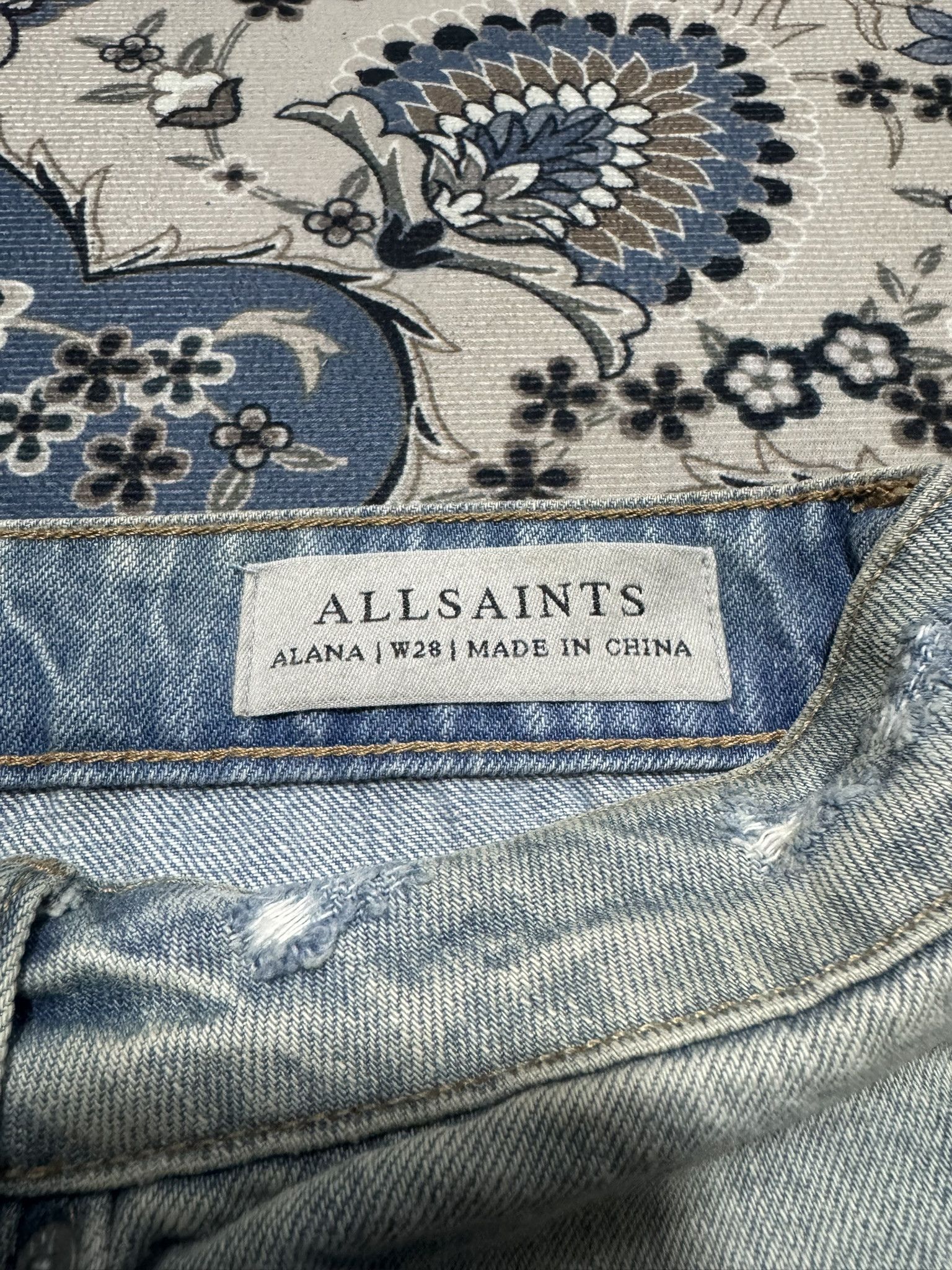 Allsaints ALLSAINTS Alana Birds Embroidered Boyfriend Jeans in Indigo Size 32" / US 10 / IT 46 - 8 Thumbnail