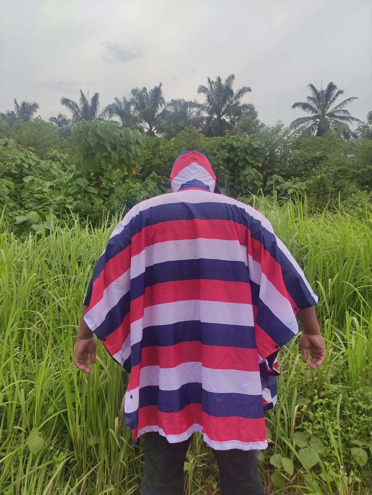 Tommy Hilfiger NOS🔥 TOMMY HILFIGER PONCHO /CAPE RAINCOAT Size US L / EU 52-54 / 3 - 6 Thumbnail