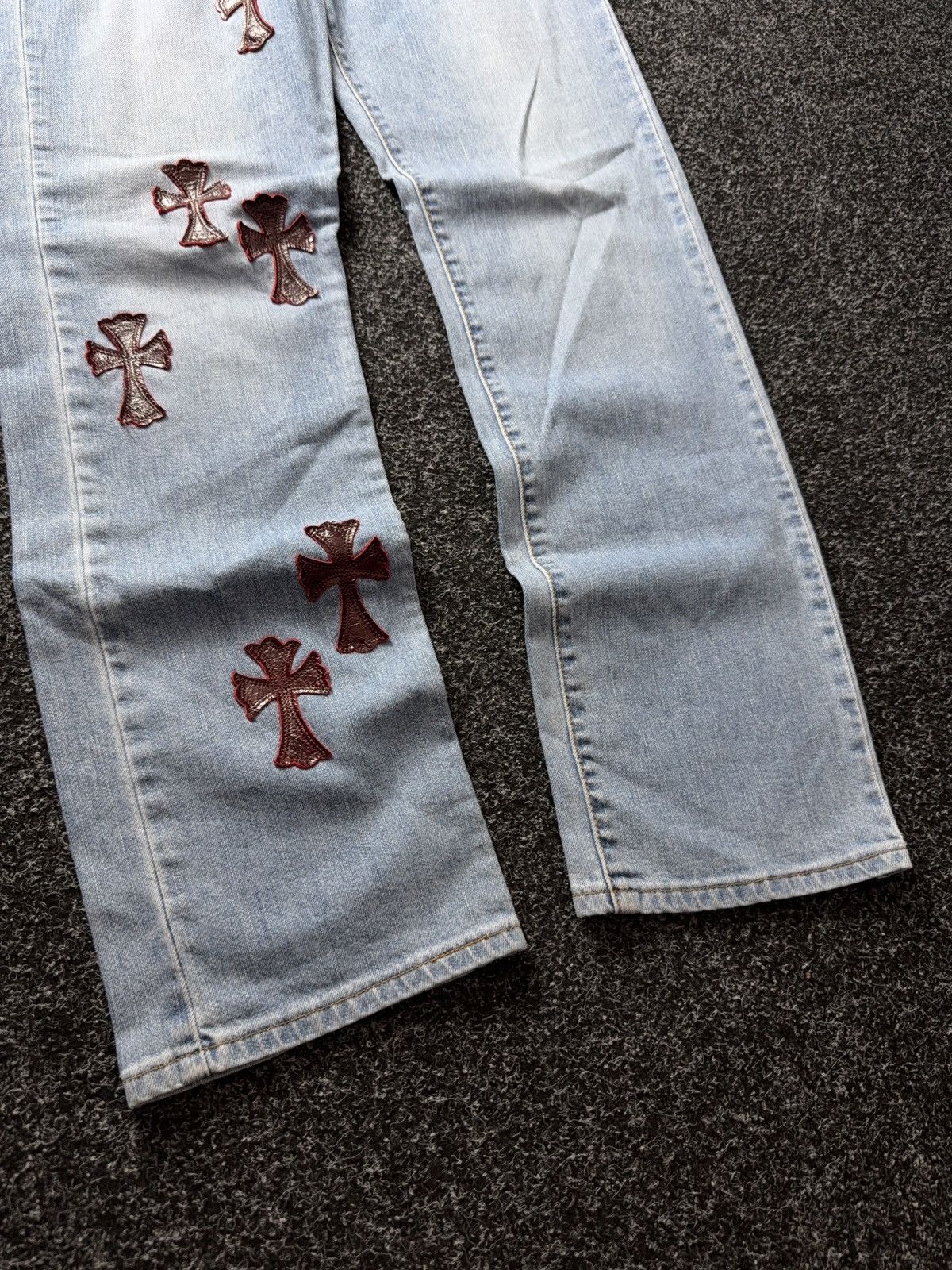 Levi's Vintage Clothing Vintage 90s Custom Chrome Hearts Style Cross Denim Jeans Size US 33 - 5 Thumbnail