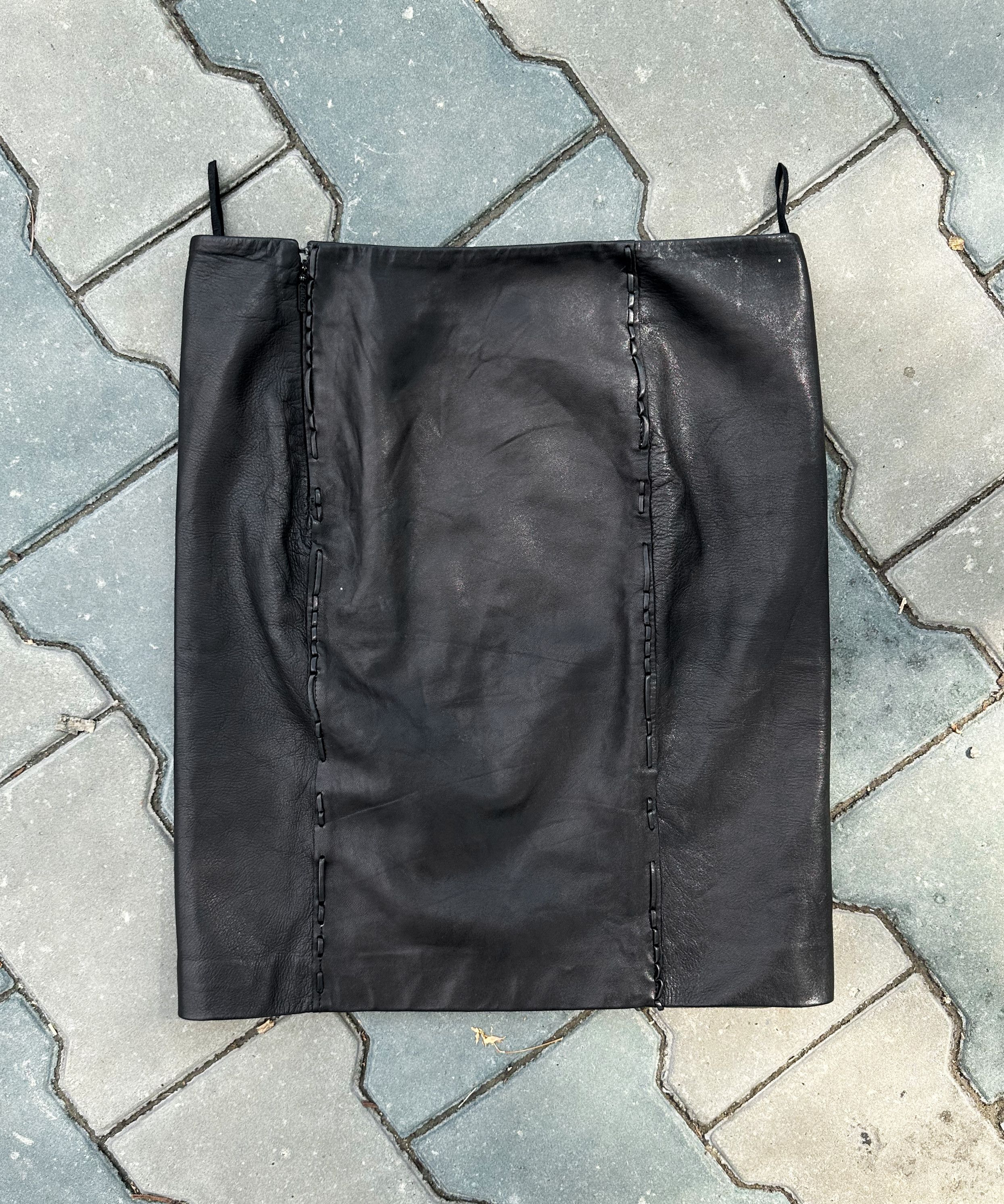 Gucci GUCCI Skirt Leather Mini Vintage 90s Black TOM FORD Size 27" / US 4 / IT 40 - 15 Thumbnail