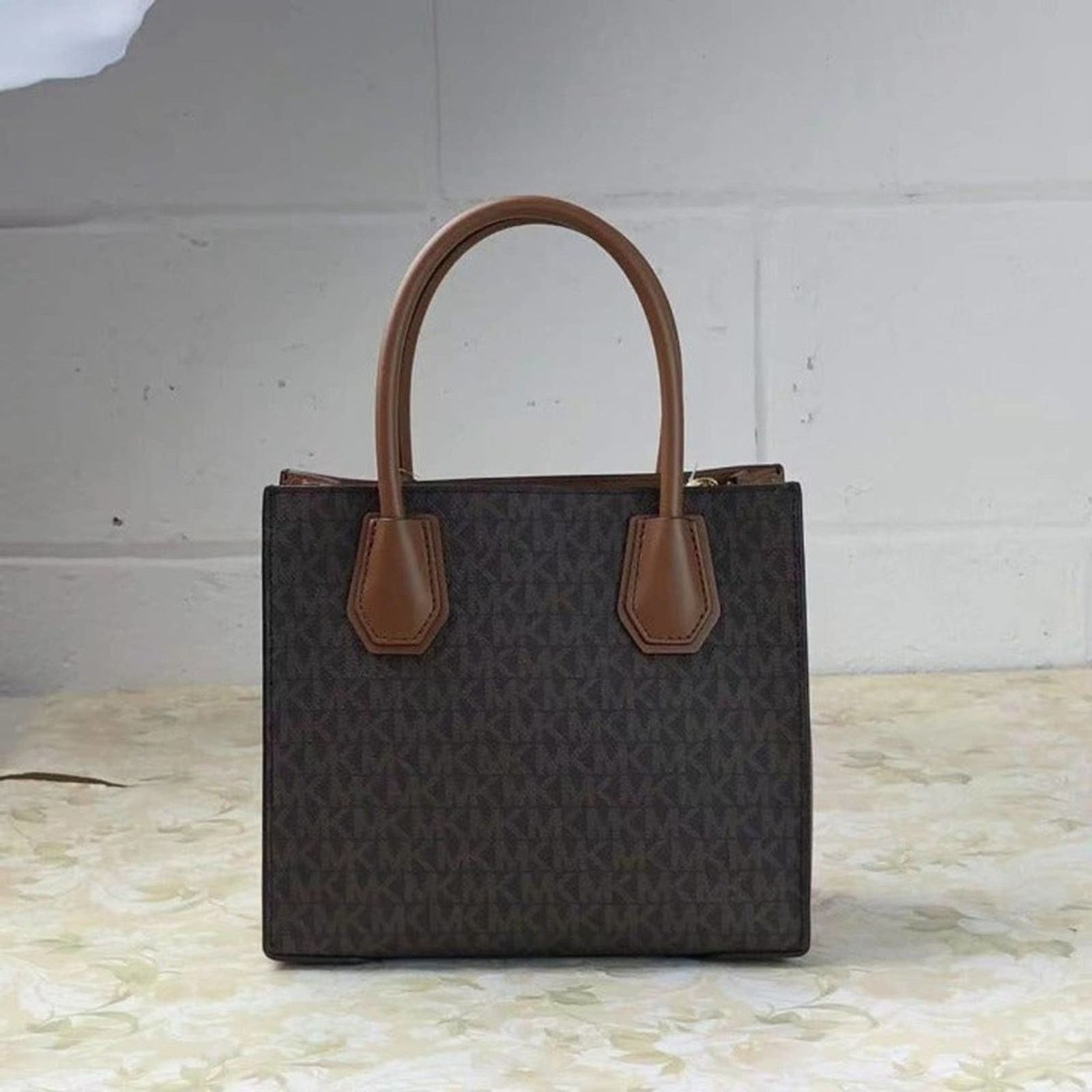Michael Kors MICHAEL KORS MERCER MEDIUM MESSENGER CROSSBODY SATCHEL BAG Size ONE SIZE - 2 Thumbnail