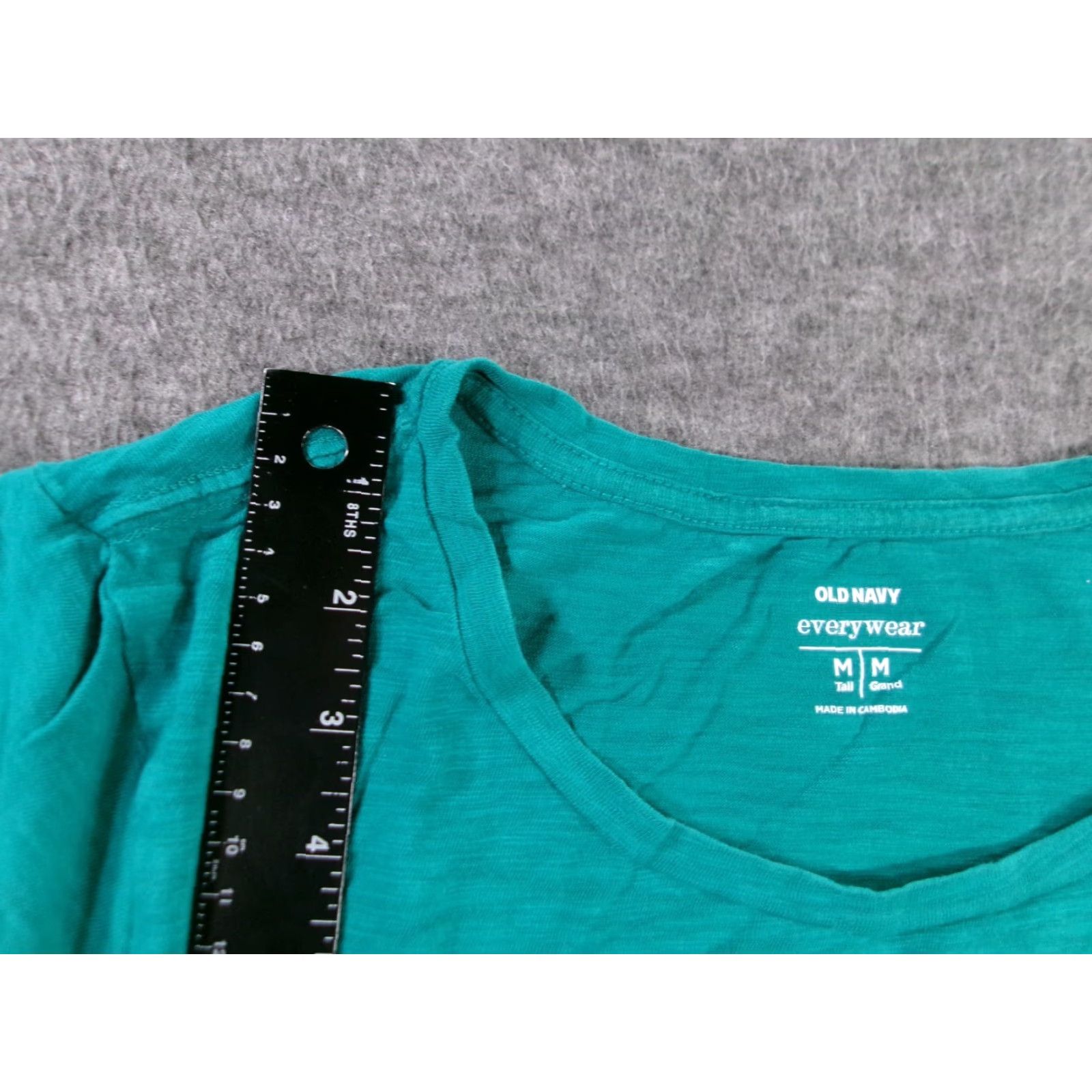 Old Navy Old Navy T-Shirt Women M Tall Green Basic Classic Casual Short Sleeve Pullover 100% Cotton Easy Care Workwear Day Clothing Size M / US 6-8 / IT 42-44 - 4 Thumbnail