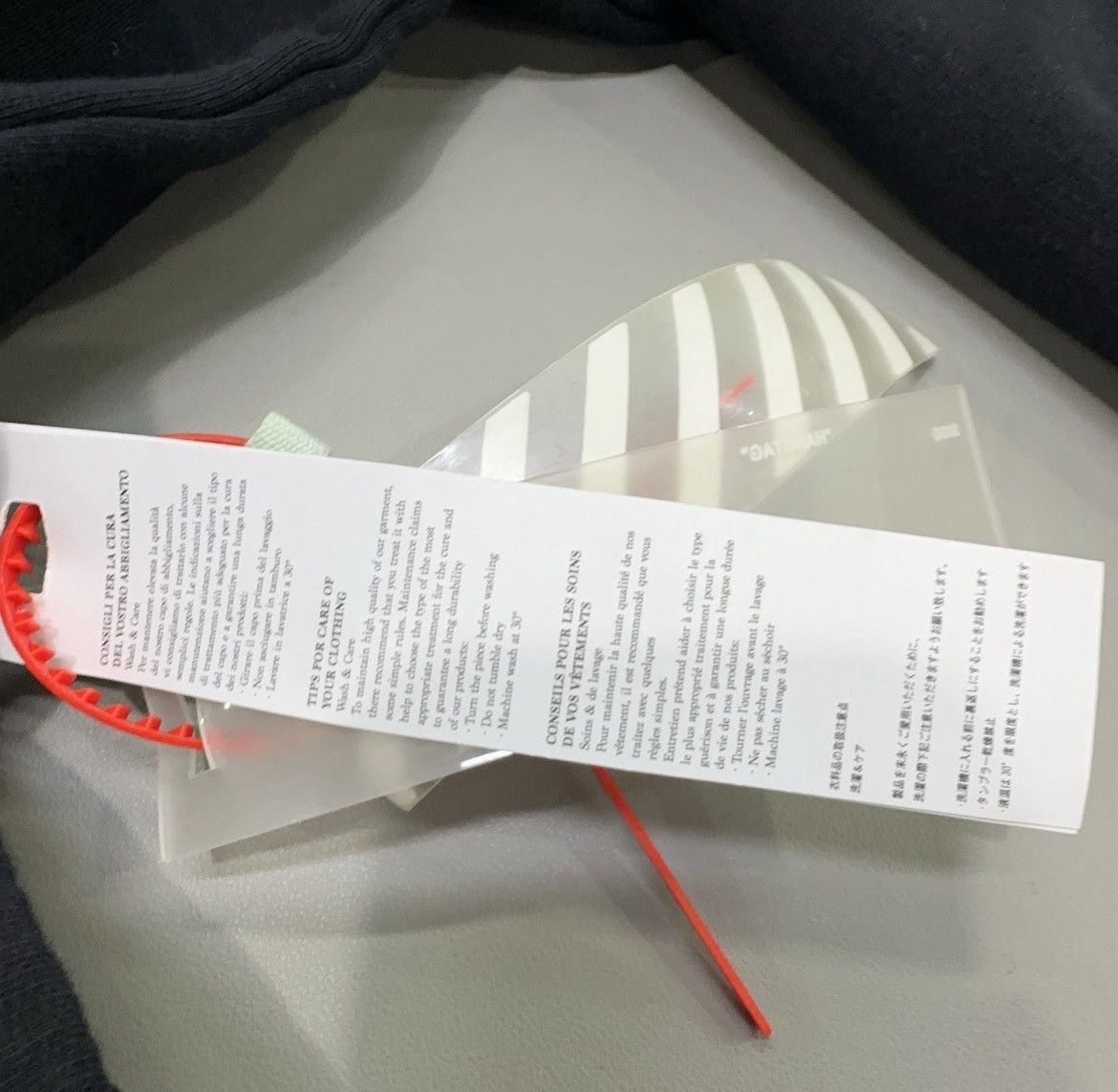 Off-White Off-White black and yellow logo hoodie Size US XS / EU 42 / 0 - 3 Thumbnail