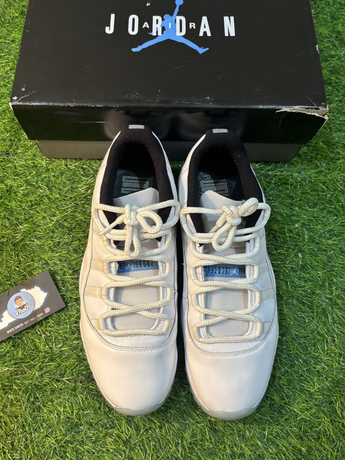 Jordan Brand Jordan 11 low legend blue Size US 11.5 / EU 44-45 - 3 Thumbnail