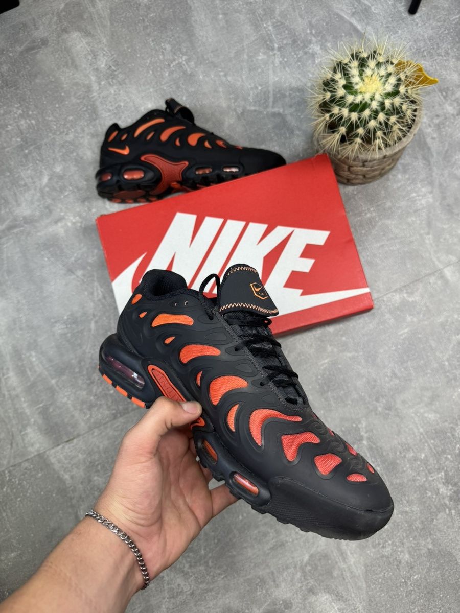 Nike NIKE AIR MAX PLUS DRIFT Size US 11 / EU 44 - 7 Thumbnail