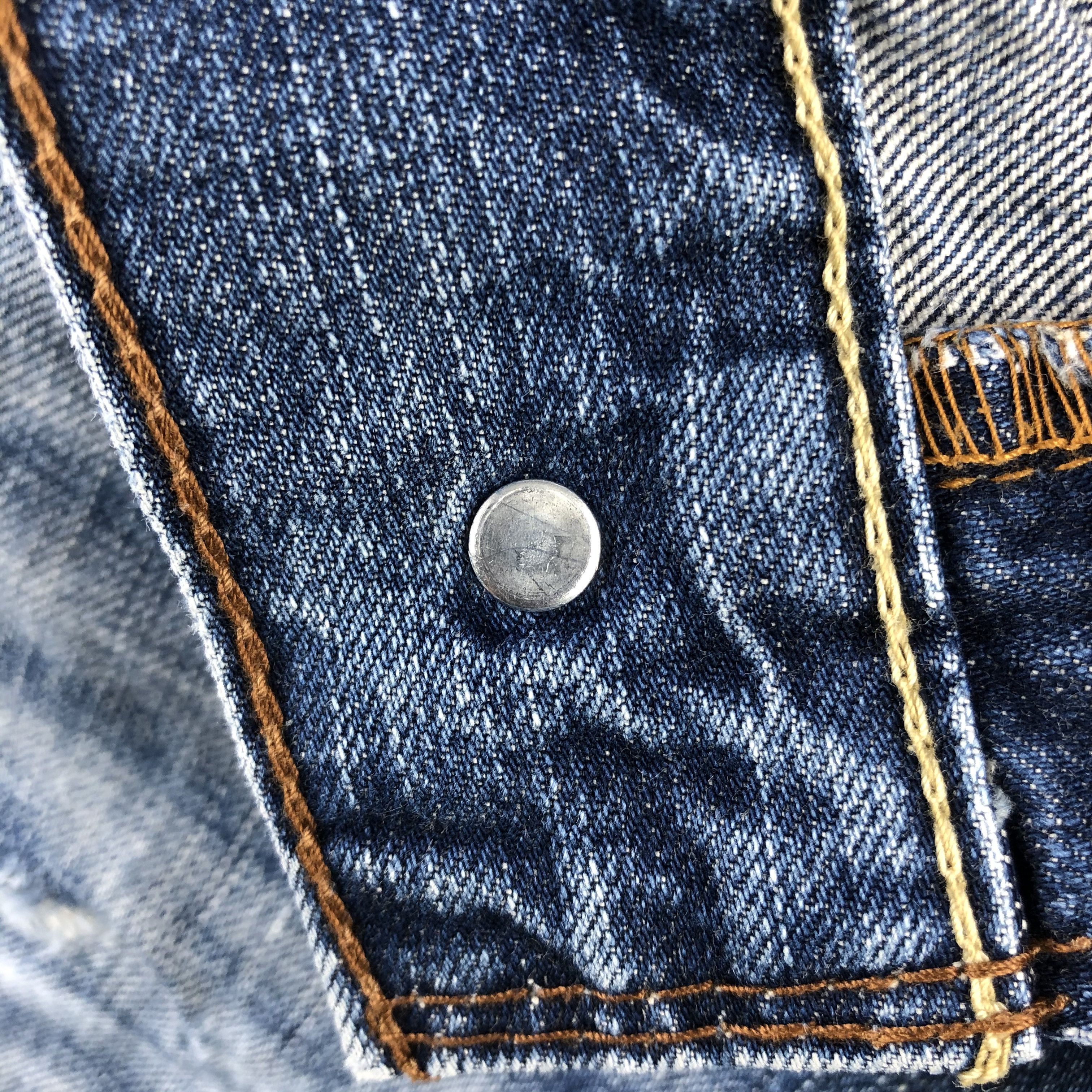 Levi's × Vintage Vintage Blue Wash Levis 502 Jeans-JM2699 Size US 31 - 12 Thumbnail