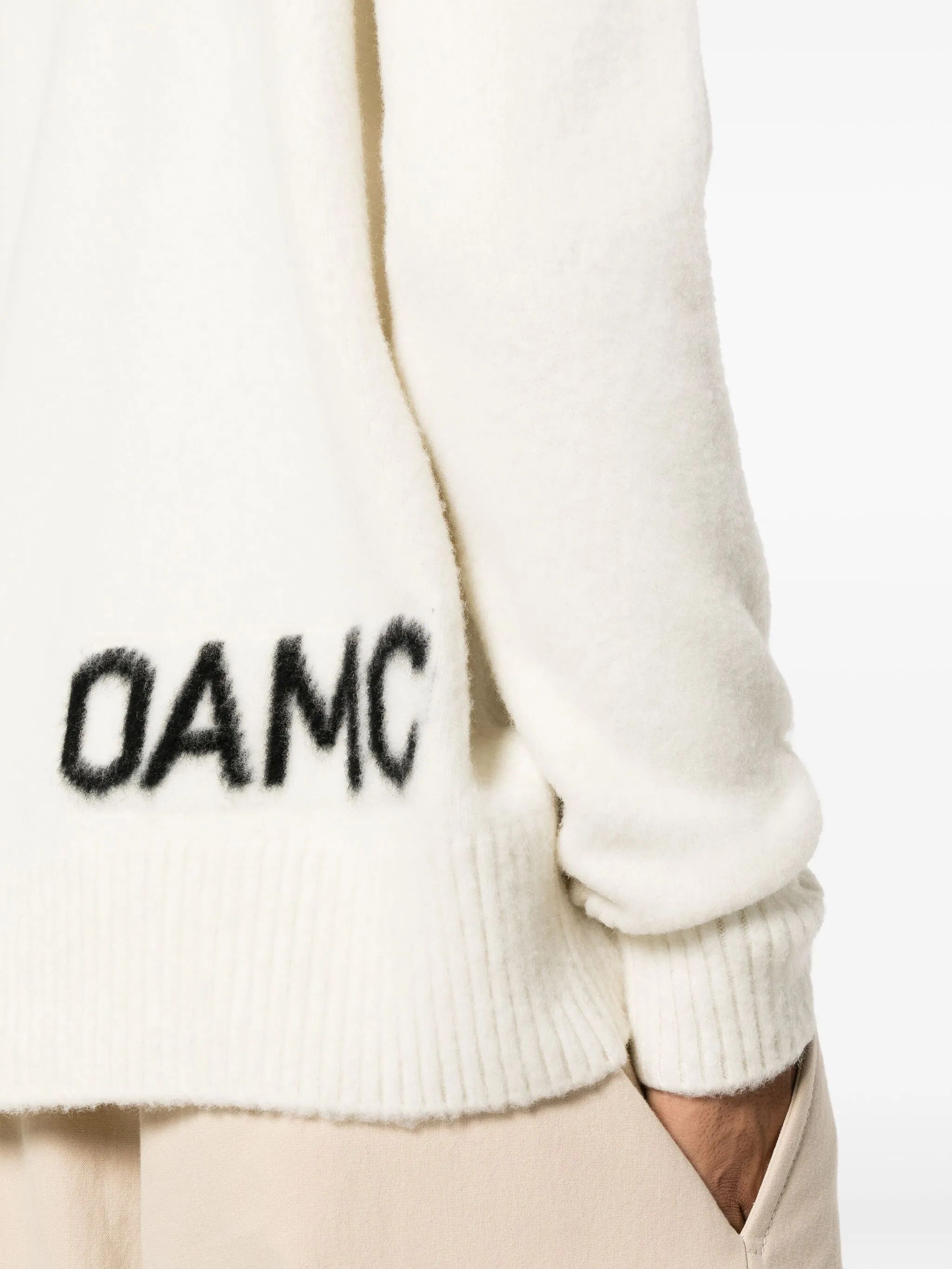 OAMC o1y0225 Turtleneck Sweatshirt in Cream Size US L / EU 52-54 / 3 - 5 Thumbnail