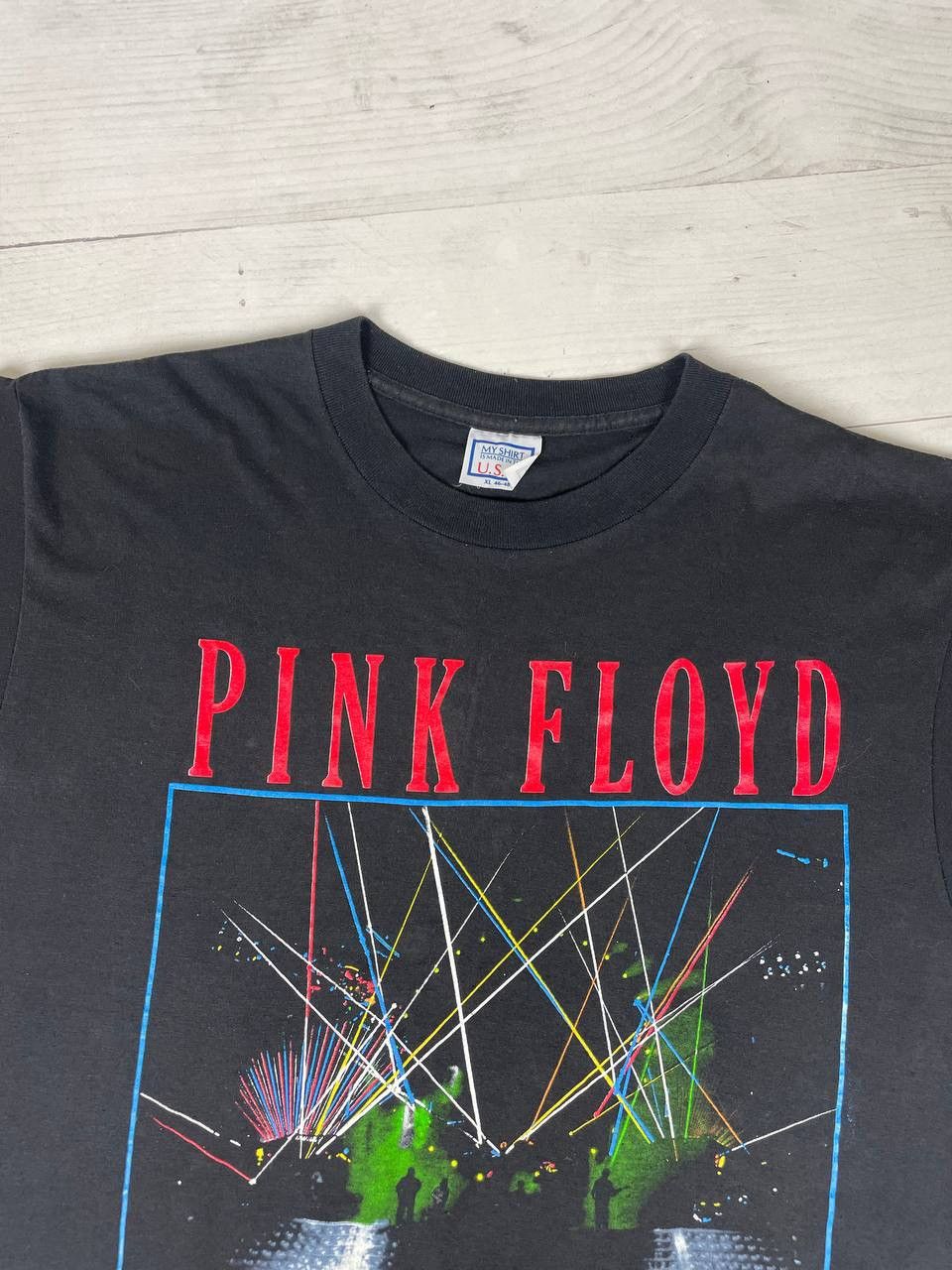 Pink Floyd Vintage Pink Floyd 1987 A Momentary Lapse of Reason Tour Tee Size US XL / EU 56 / 4 - 8 Thumbnail