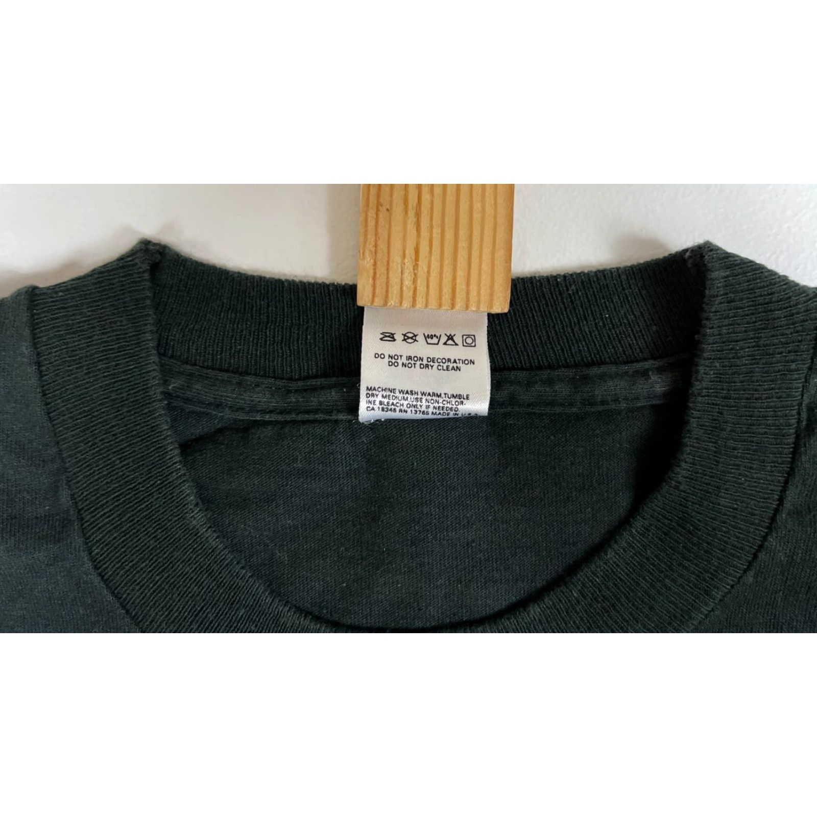 Fruit Of The Loom Vintage Fruit of the Loom Military T-Shirt Mens XL Black 90s Desert Storm Crew Neck Short Sleeve Graphic Print 100% Cotton Made in USA Size US XL / EU 56 / 4 - 5 Thumbnail