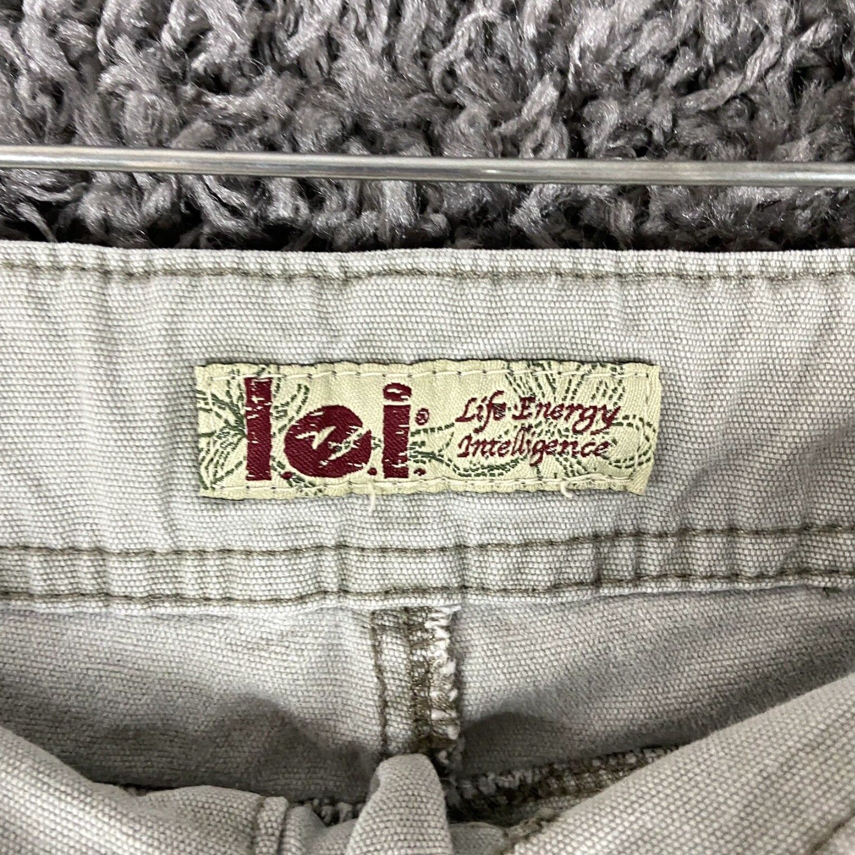 Vintage LEI Women's Bermuda Shorts Size 11 Beige with Pockets Size 32" / US 10 / IT 46 - 5 Thumbnail