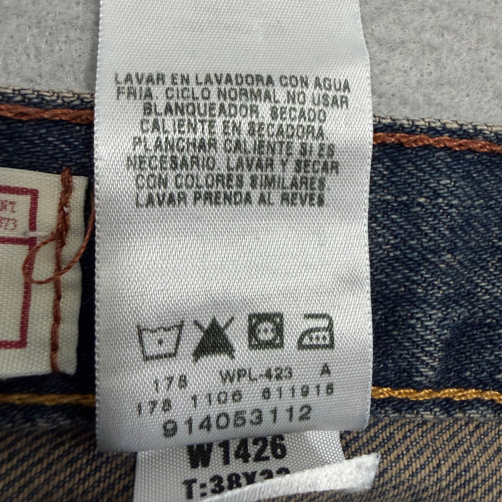 Levi's Vintage Levis Straight Fit Jeans Men's 38x32 Blue Sand Wash Size US 38 / EU 54 - 6 Thumbnail