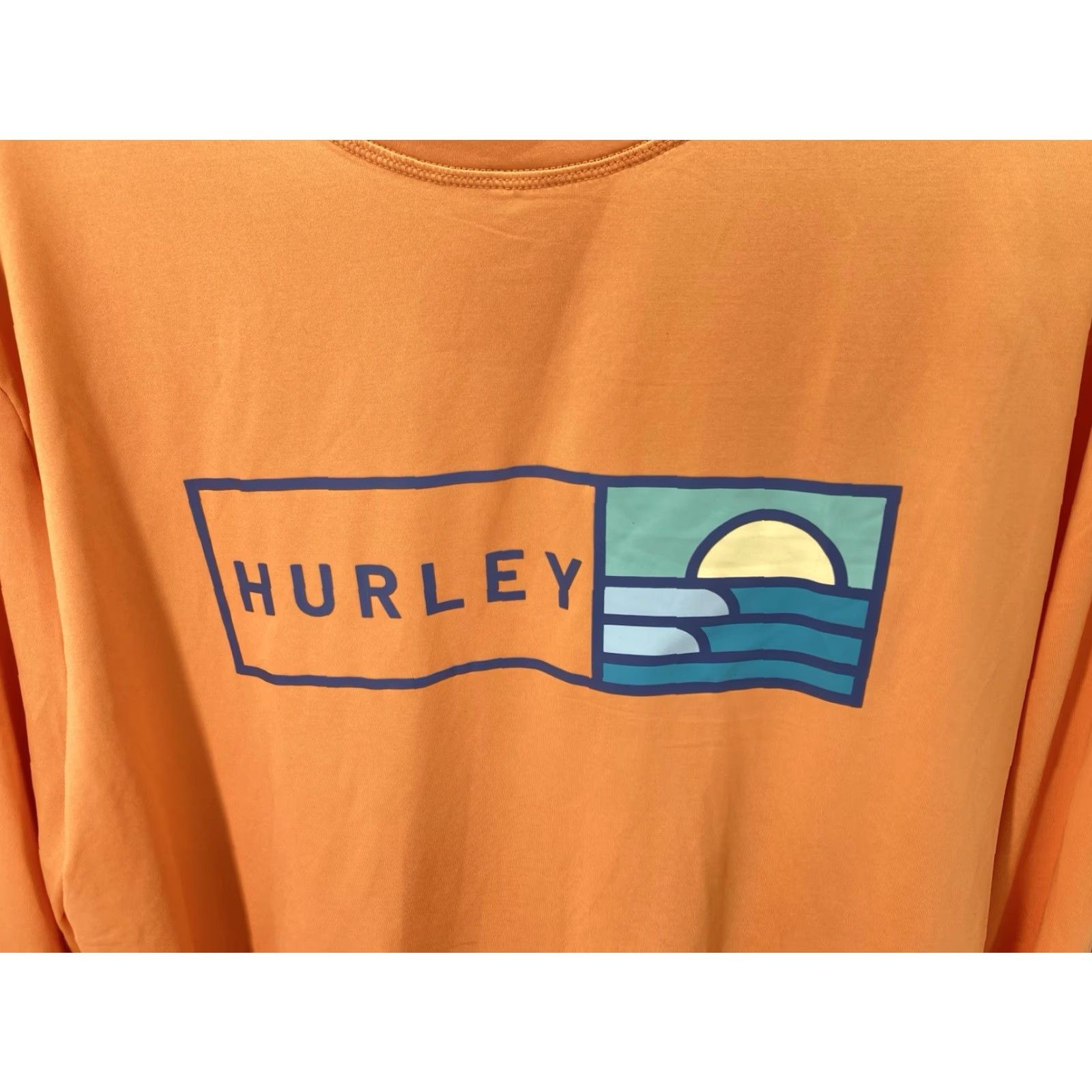 Hurley **Hurley UV TShirt Men XL Orange Moisture Wicking Long Sleeve** User: Hurley UV TShirt Men XL Orange Moisture Wicking Long Sleeve Size US XL / EU 56 / 4 - 4 Thumbnail