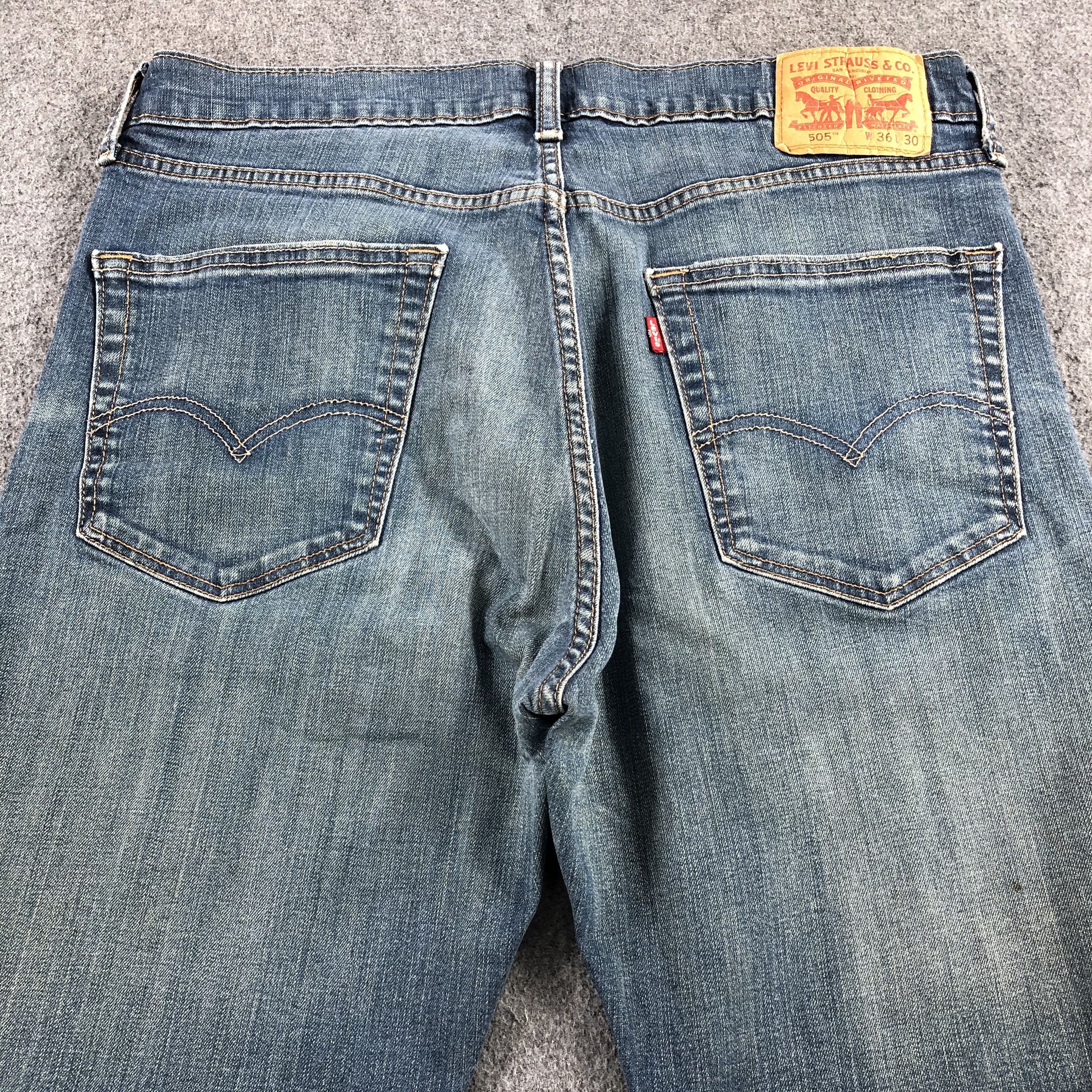 Levi's Vintage Blue Wash Levis 505 Jeans-J2153 Size US 35 - 4 Thumbnail