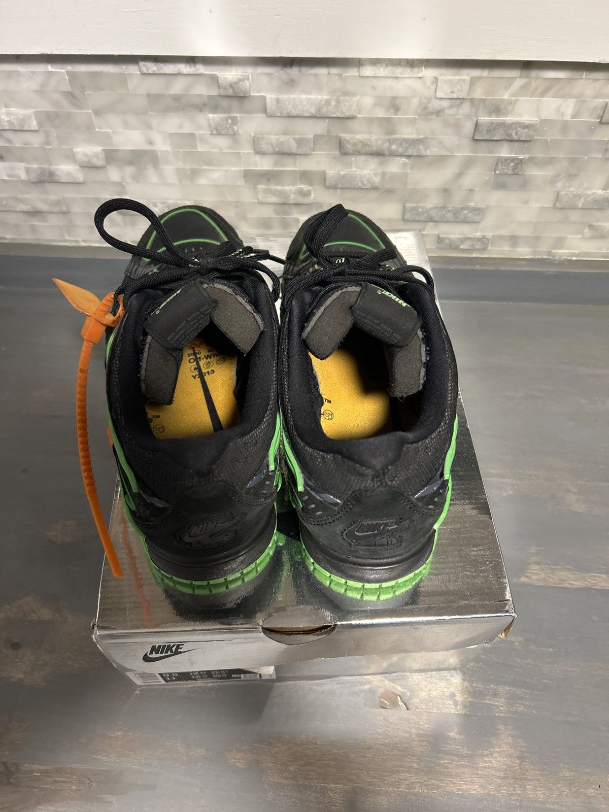 Nike × Off-White Off white x nike air rubber dunk green strike Size US 9.5 / EU 42-43 - 3 Thumbnail