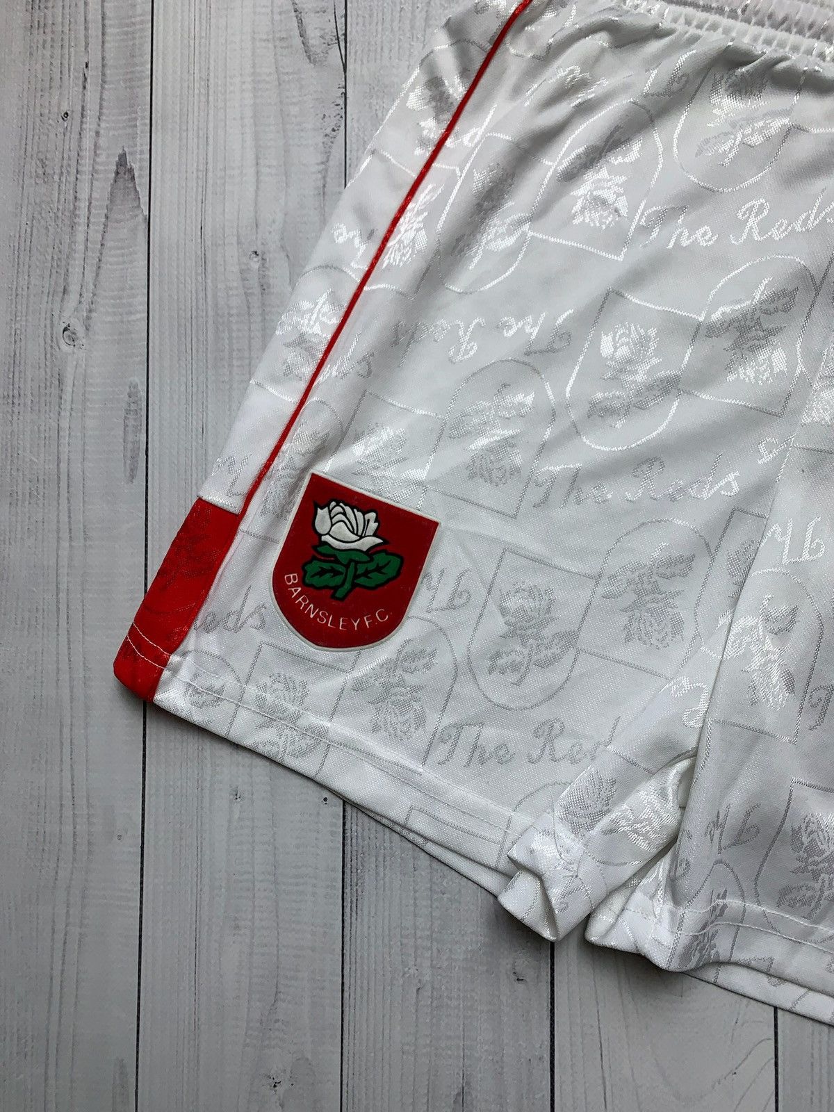 Vintage Vintage Barnsley Admiral soccer shorts size M retro Size US 32 / EU 48 - 3 Thumbnail