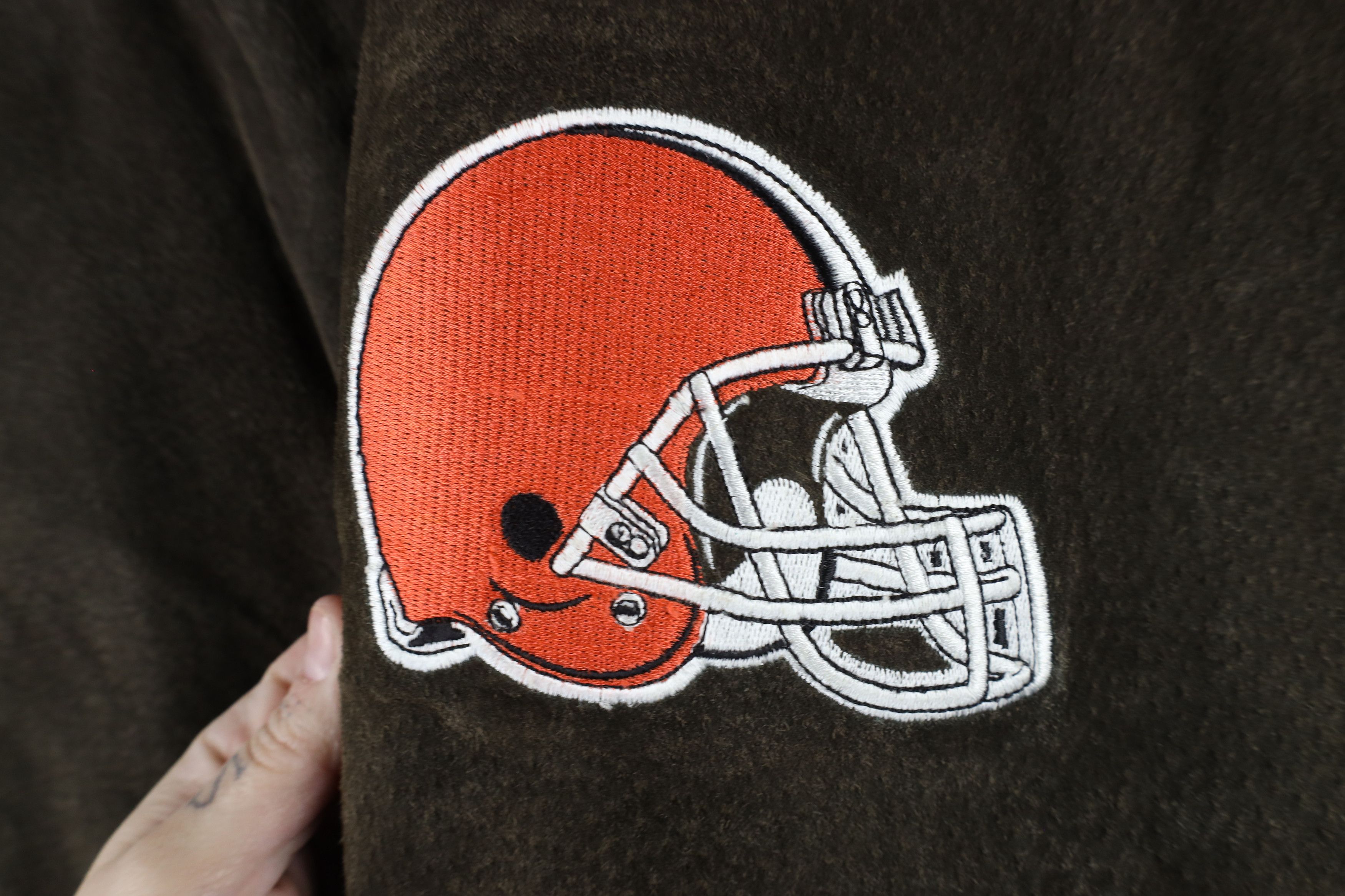 Vintage Vintage 90s Cleveland Browns Football Suede Leather Jacket Size US L / EU 52-54 / 3 - 4 Thumbnail