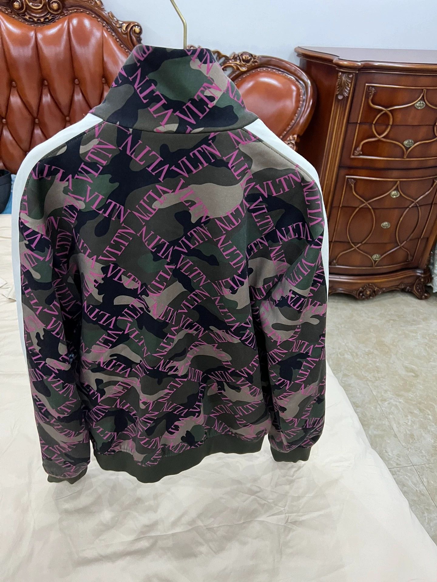 Valentino Valentino OS Full Logo Crystal Embroidered Jacket Size US S / EU 44-46 / 1 - 3 Thumbnail