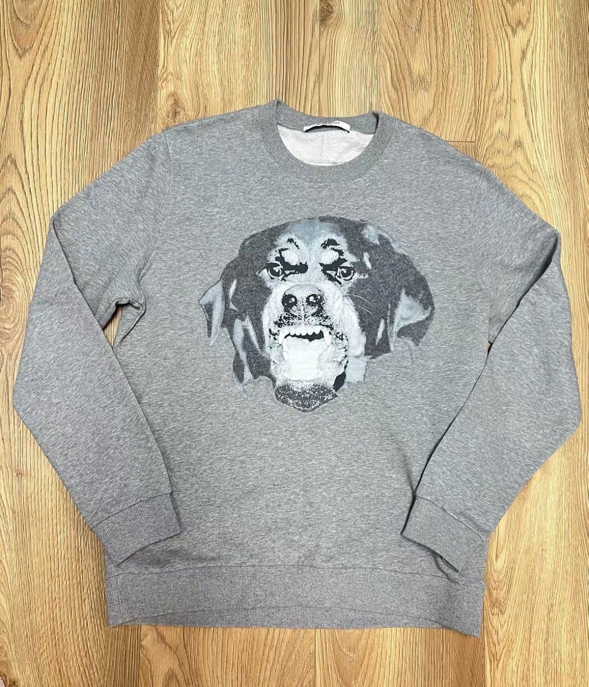 Givenchy Givenchy Dog Head Print Sweatshirt - wxx Size US L / EU 52-54 / 3 - 1 Thumbnail
