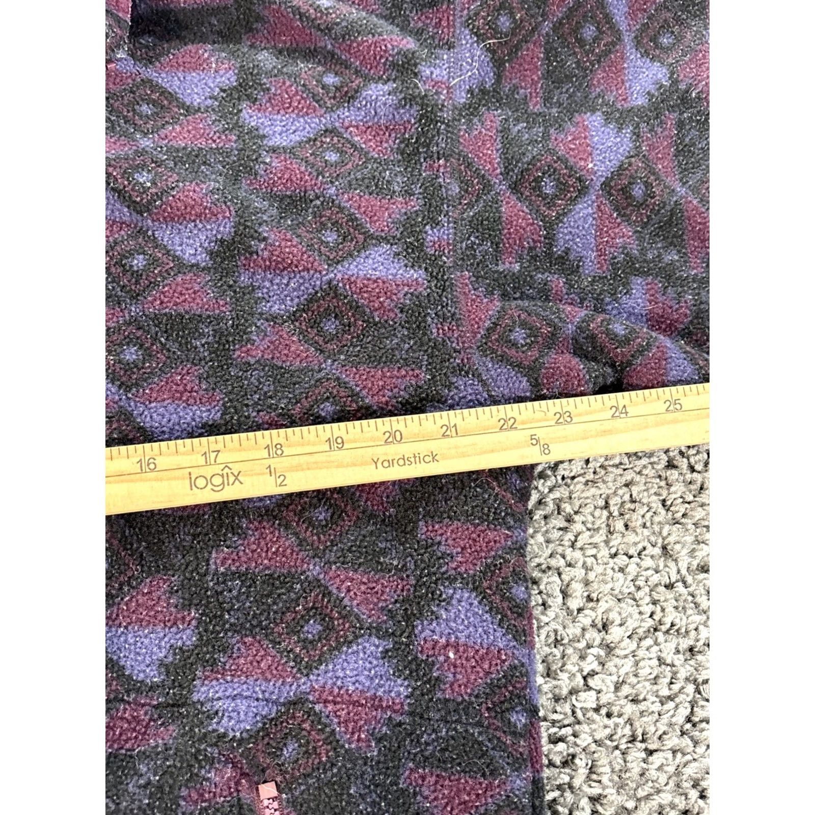 Vintage VINTAGE Columbia Jacket Mens L Purple Aztec Geometric Fleece Full Zip USA Made Size US L / EU 52-54 / 3 - 3 Thumbnail