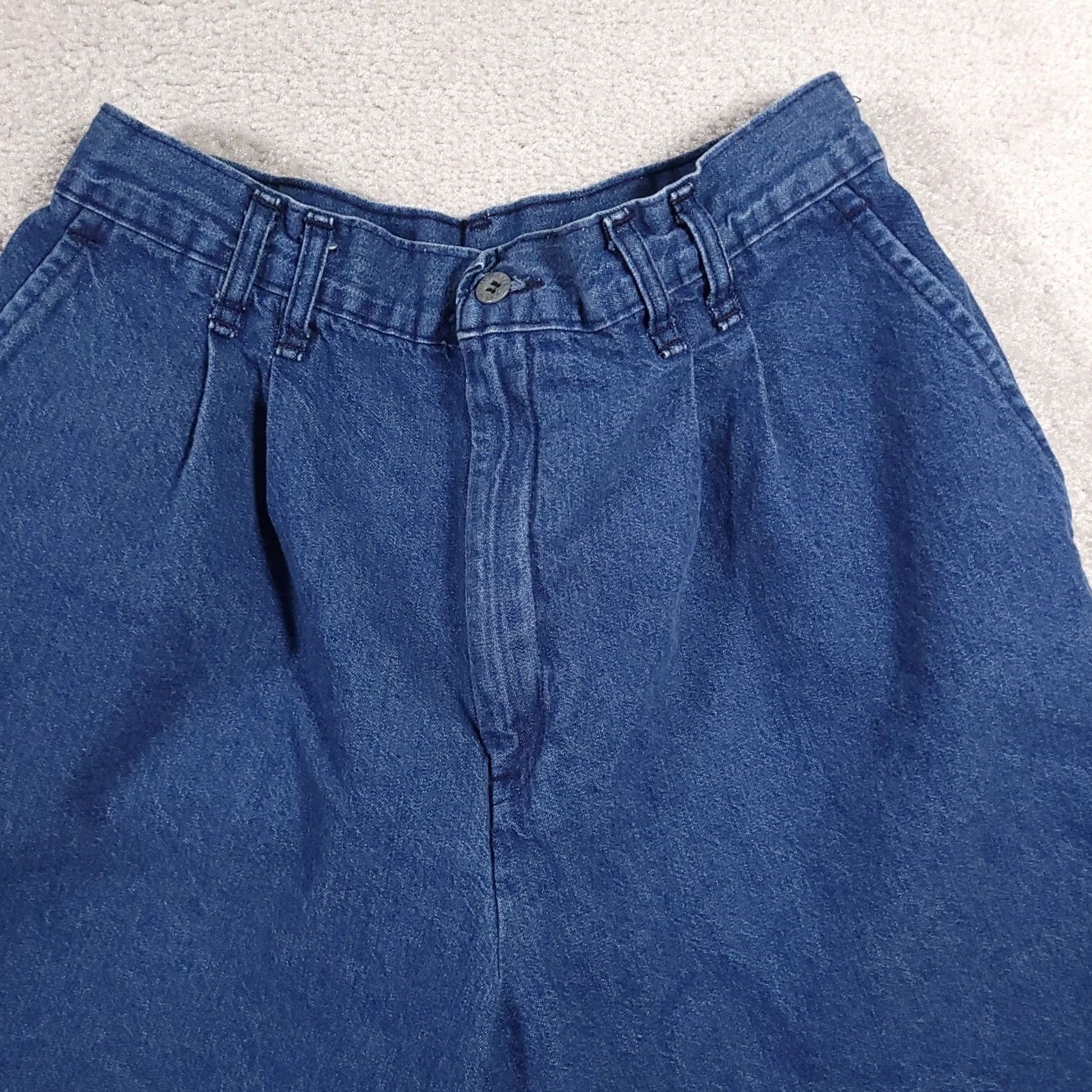 Vintage VINTAGE CHIC Bermuda Jean Shorts Women's 14 Denim High Rise Pleated Cuffed USA Made Shorts Jane? Size 36" / US 14 / IT 50 - 3 Thumbnail