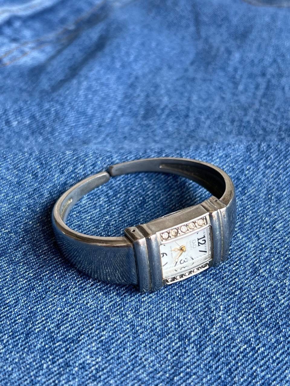 Vintage Vintage Japanese Style Watch Size ONE SIZE - 1 Thumbnail