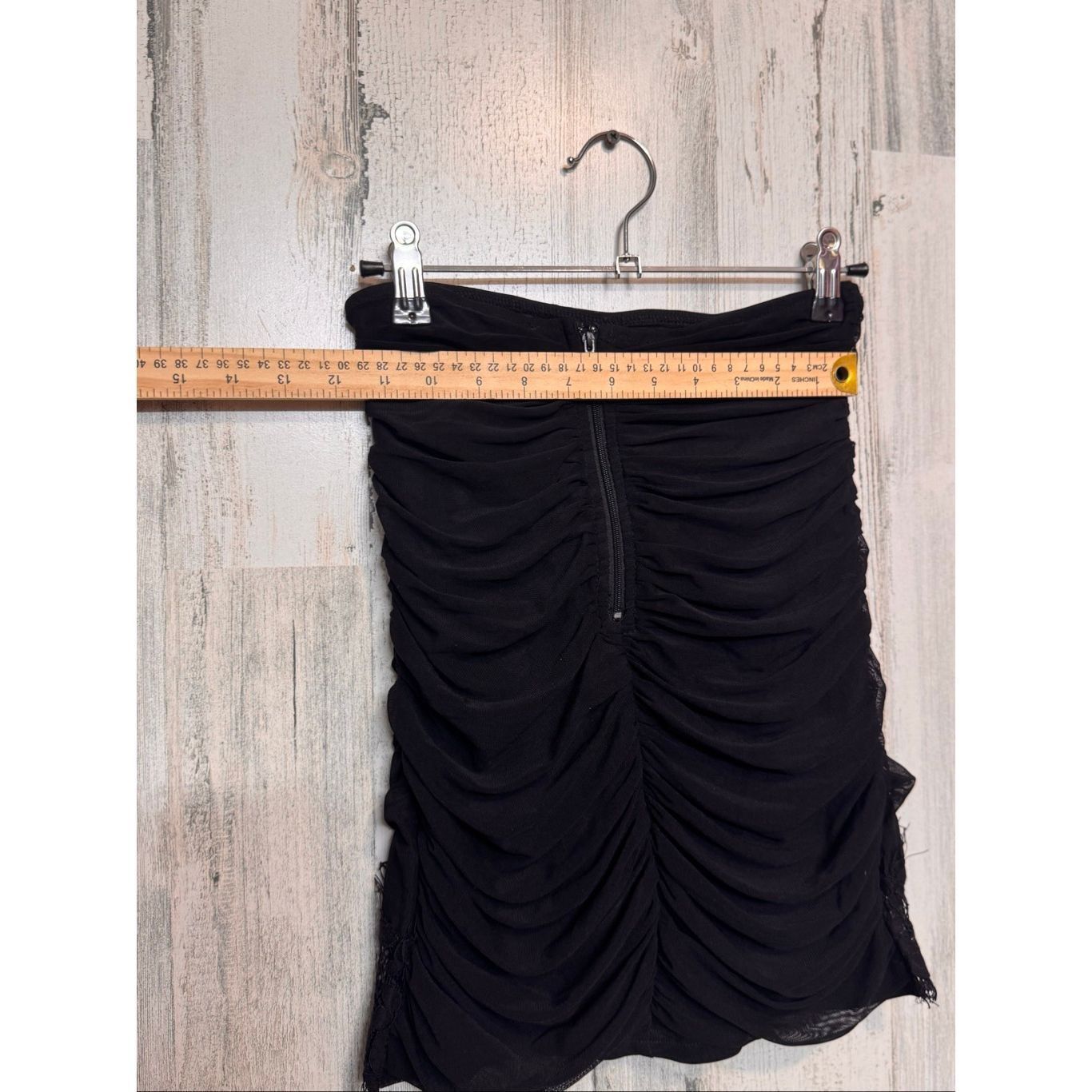 Other Windsor Privy Black Ruched Lace Mini Skirt | Bodycon Dressy Size 30" / US 8 / IT 44 - 9 Thumbnail