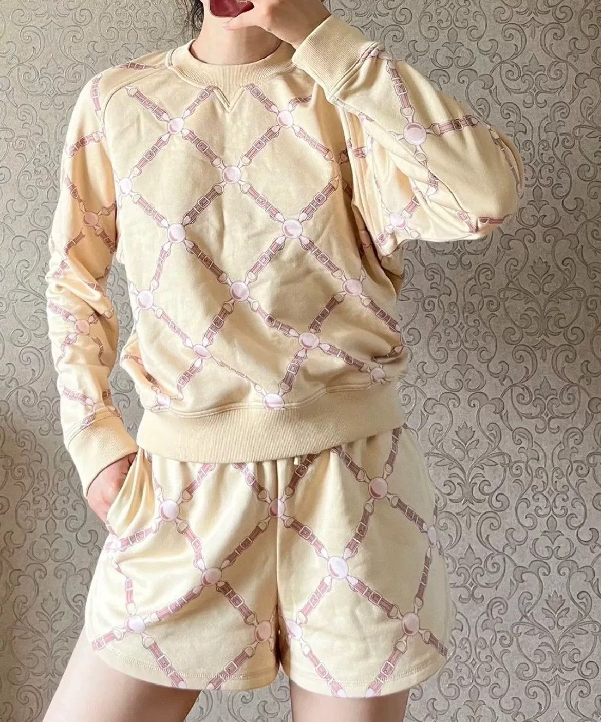 Hermes Hermes Grand Celebration Printed Sweatshirt Size XS / US 0-2 / IT 36-38 - 1 Thumbnail
