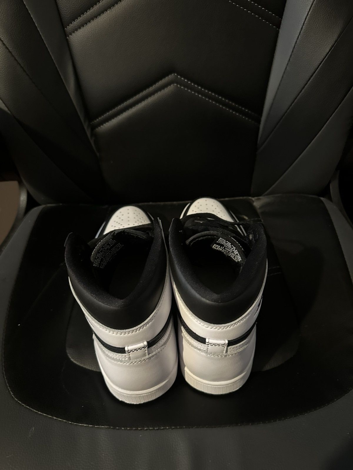 Nike Air Jordan 1 High OG Retro Black/White Size US 8.5 / EU 41-42 - 5 Thumbnail