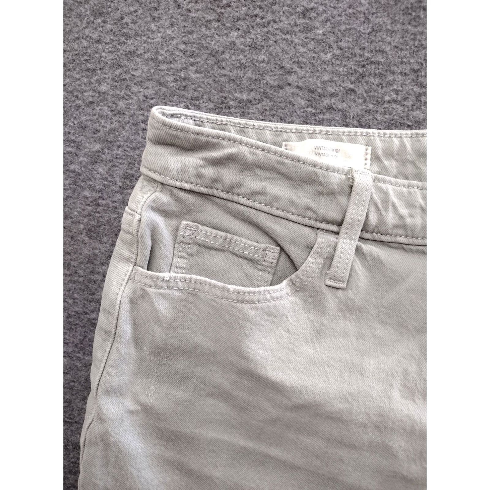 Vintage Universal Threads Women's Beach Shorts 6/28 Dusty Olive Stretch Midi 30 in Slim Coal? Size 28" / US 6 / IT 42 - 7 Thumbnail