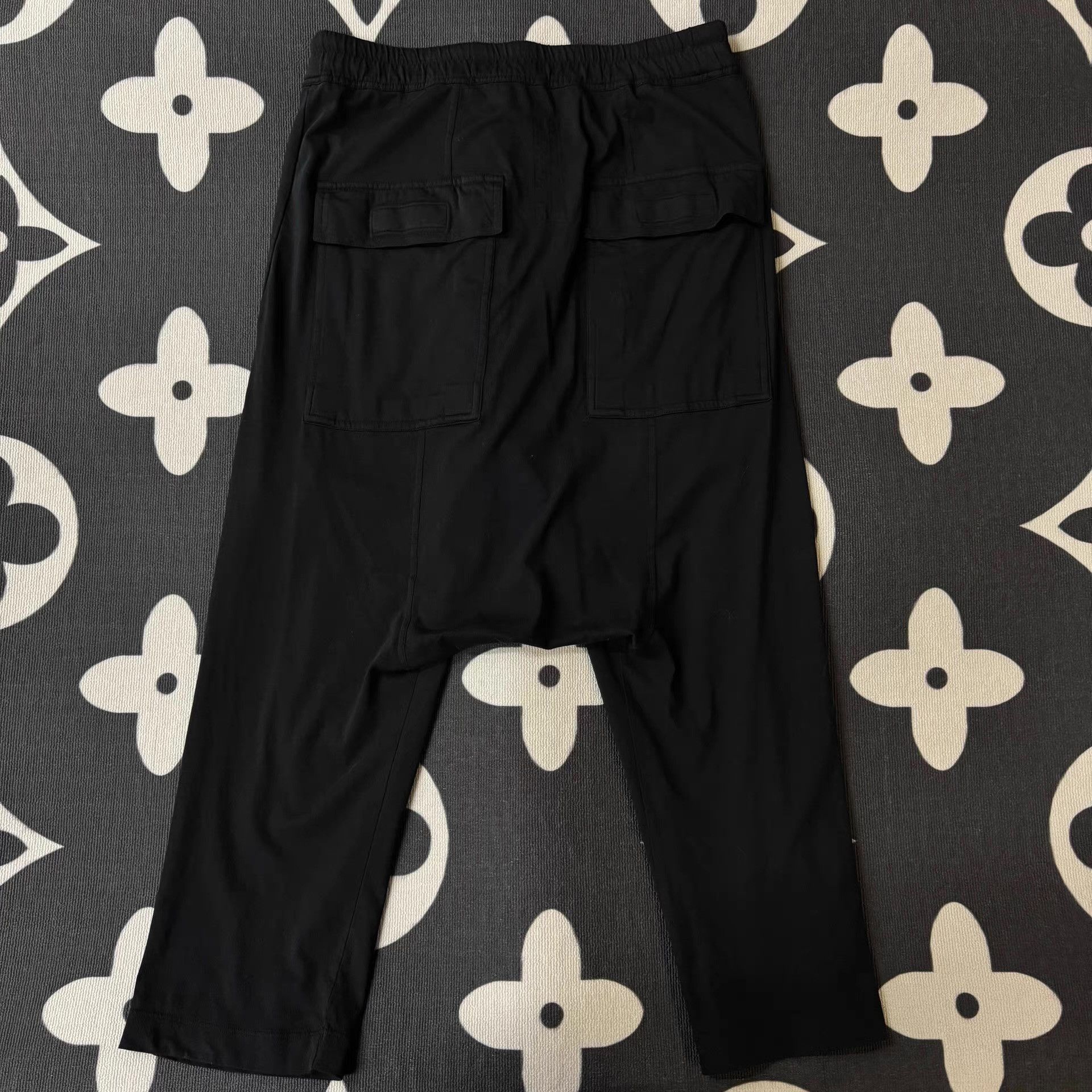 Rick Owens Rick Owens Black Oversized Cargo Pants Q10 Size US 32 / EU 48 - 2 Thumbnail