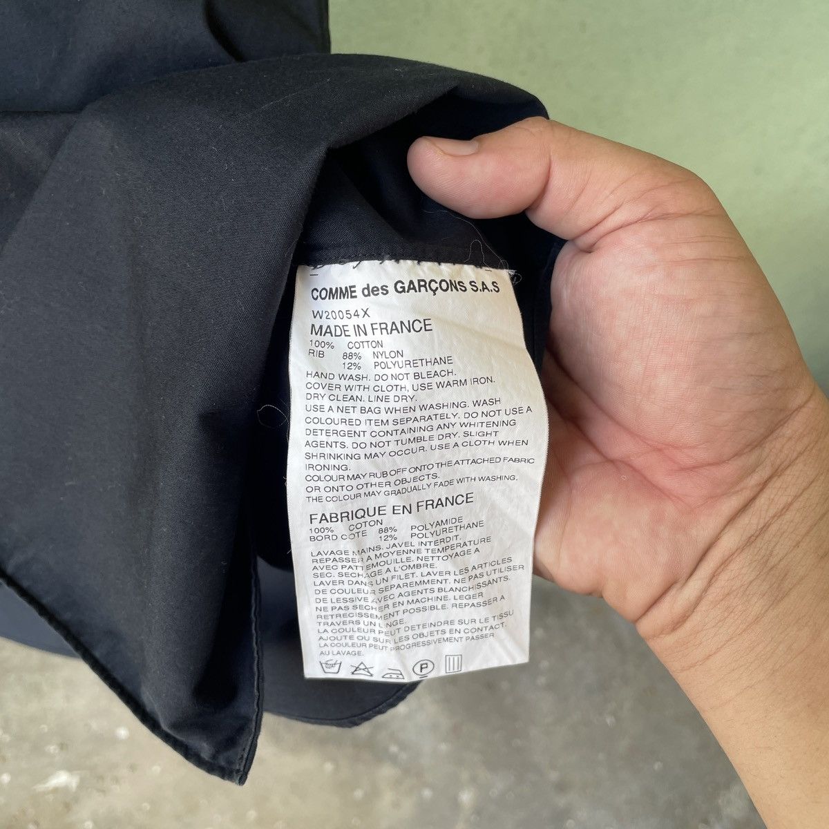 Comme des Garcons Vintage Comme Des Garcons Black Button Ups Shirt Size US S / EU 44-46 / 1 - 7 Thumbnail