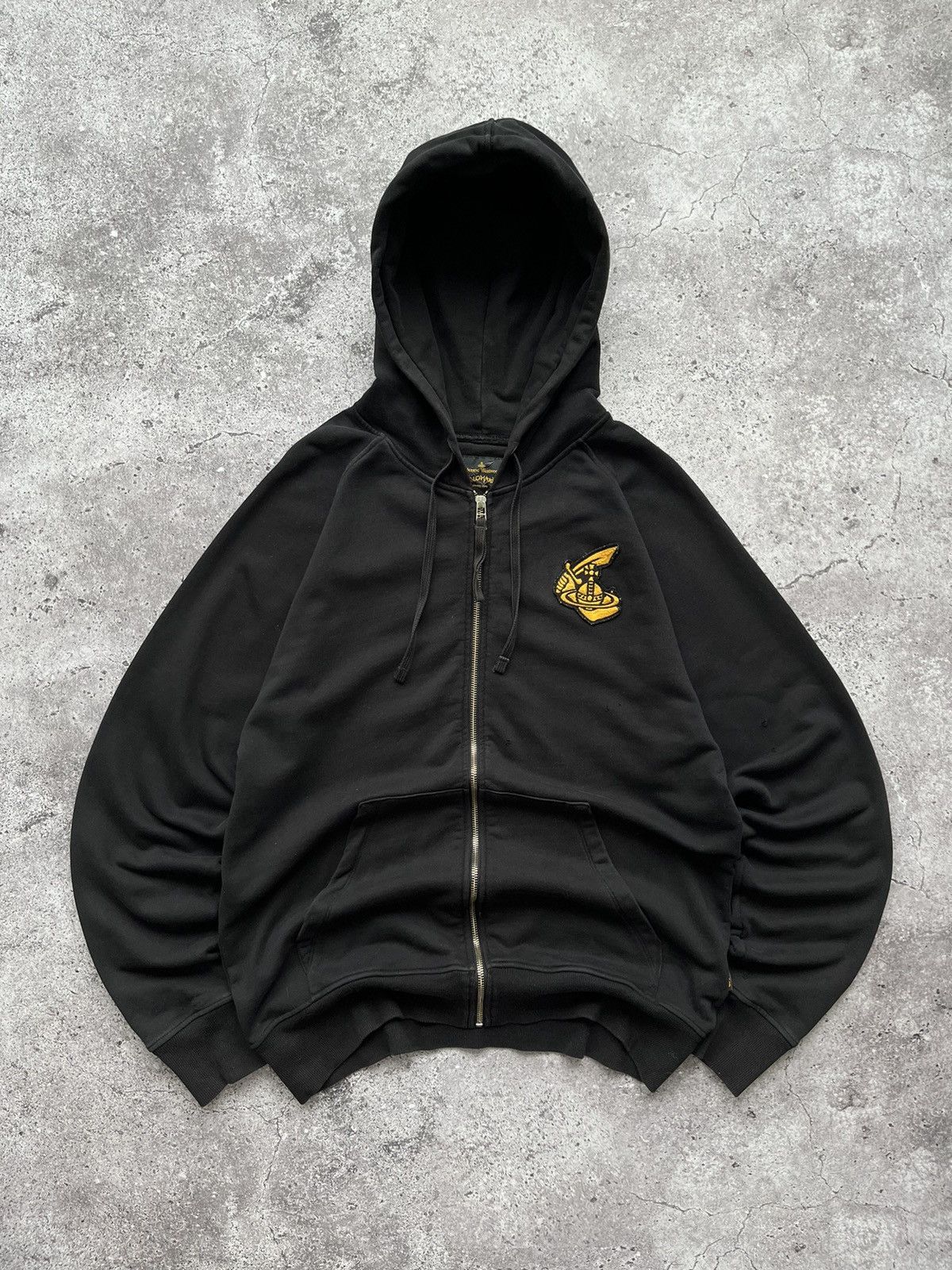 Vivienne Westwood（ヴィヴィアンウエストウッド）の「VIVIENNE