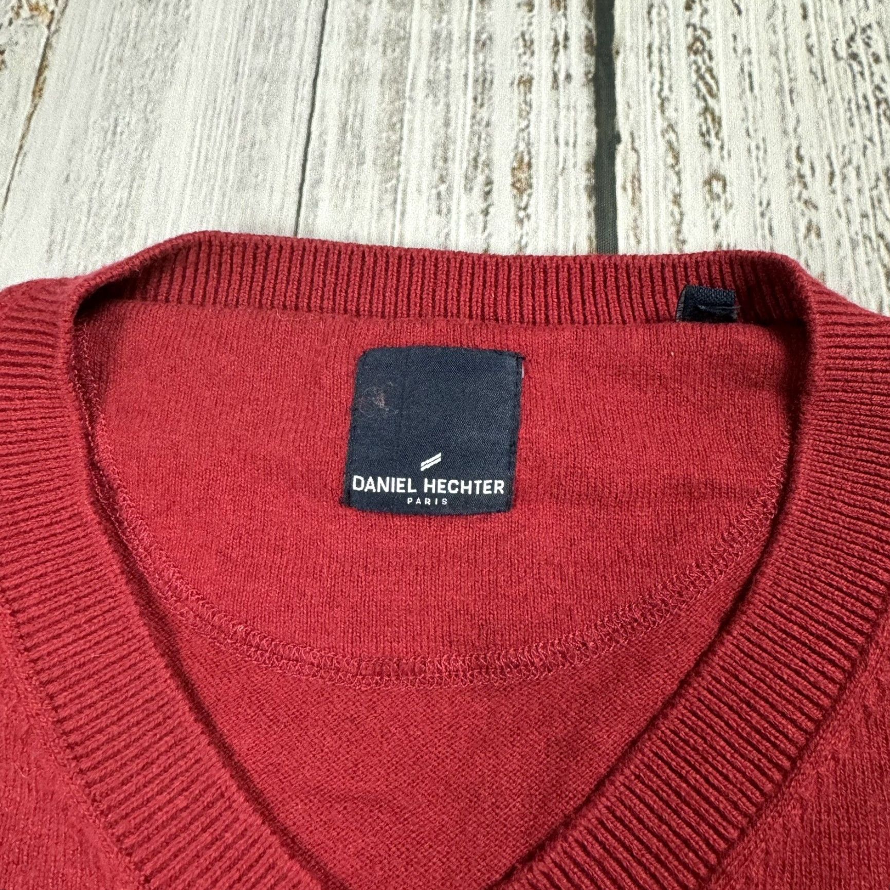 Vintage DANIEL HECHTER PULLOVER SWEATER V-NECK COTTON CASHMERE RED MENS S MODERN PARIS Size US S / EU 44-46 / 1 - 4 Thumbnail