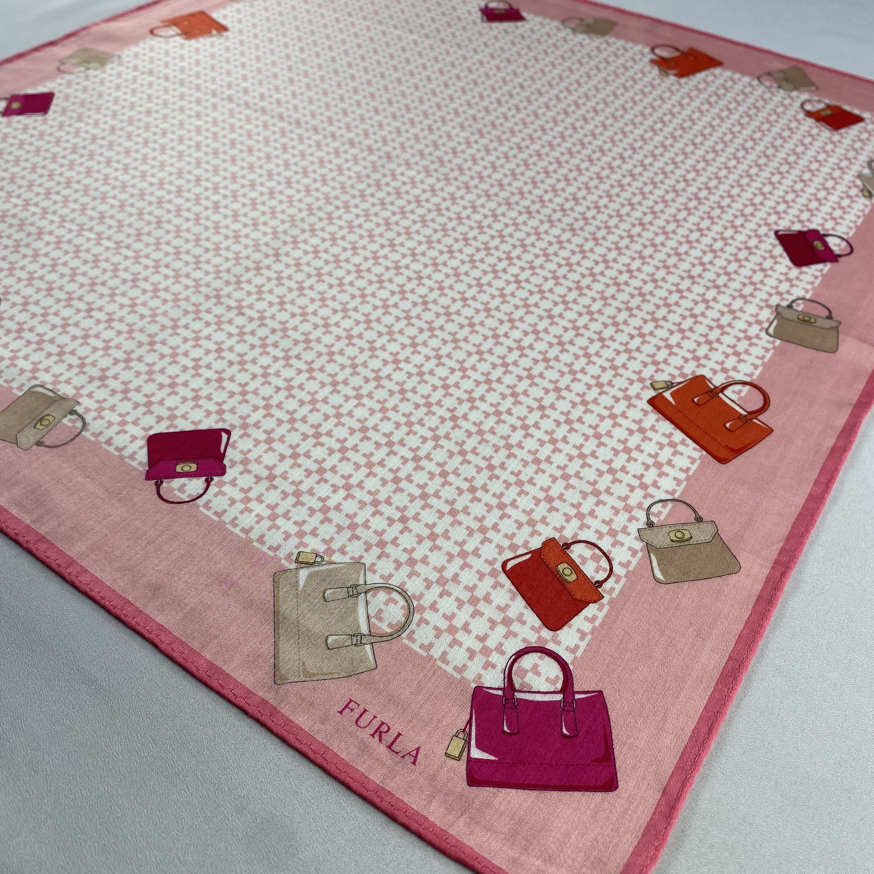 Furla × Vintage Furla Bandana/ Handkerchief / Neckerchief-P1079 Size ONE SIZE - 2 Thumbnail