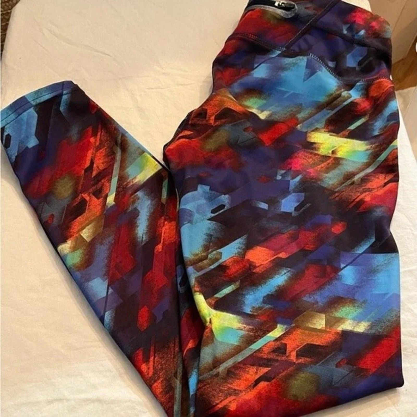 Athleta Athleta multi color leggings, size small petite Size 27" / US 4 / IT 40 - 1 Thumbnail