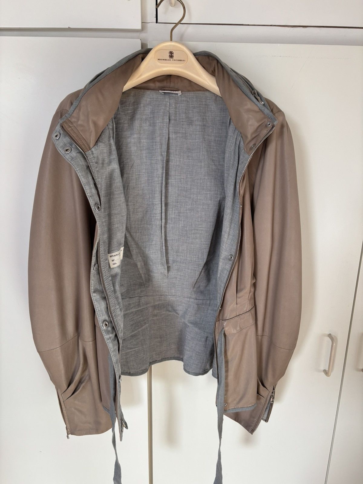 Brunello Cucinelli Brunello Cucinelli Elephant Beige Leather Bomber Jacket Size XL / US 12-14 / IT 48-50 - 10 Thumbnail